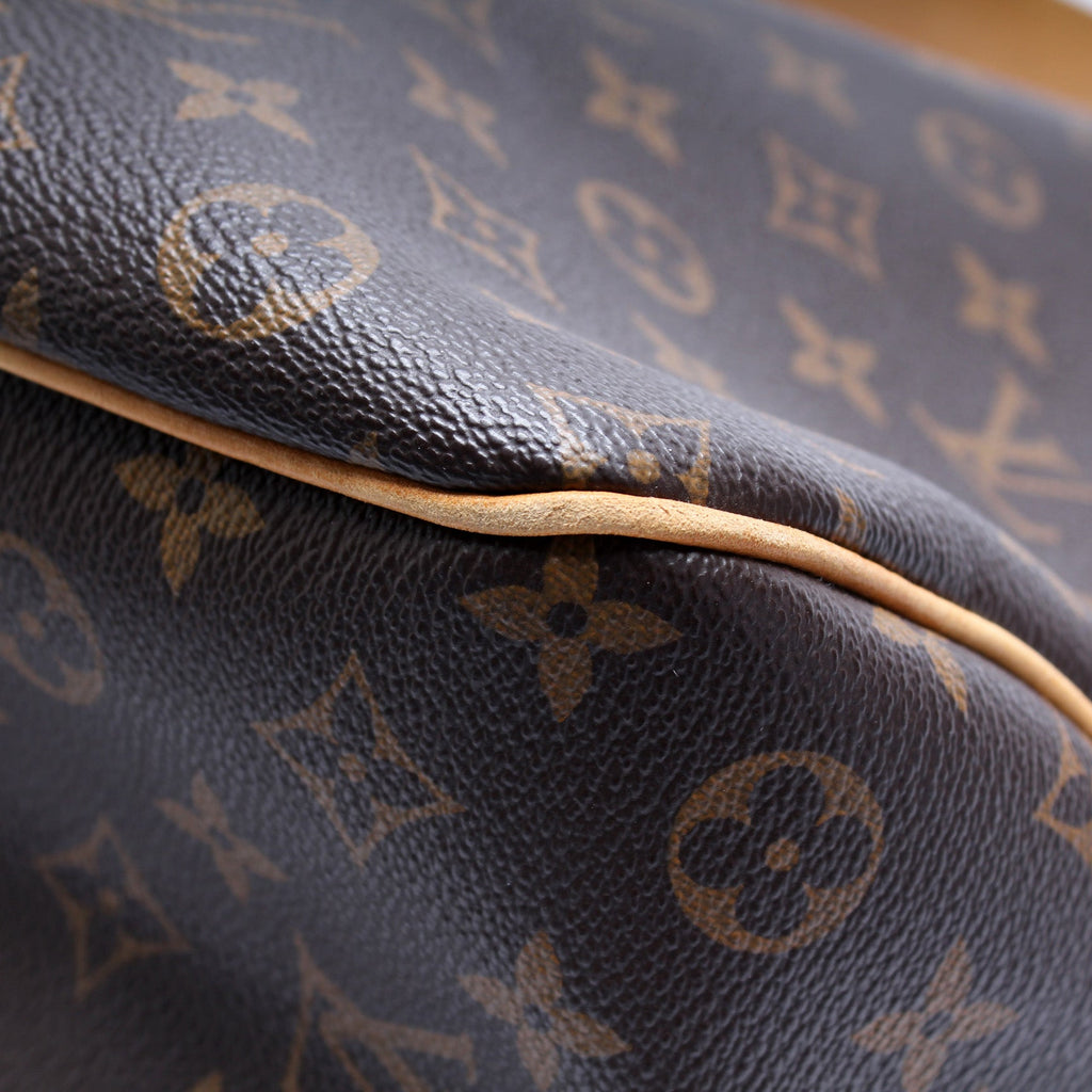 Delightful PM Monogram