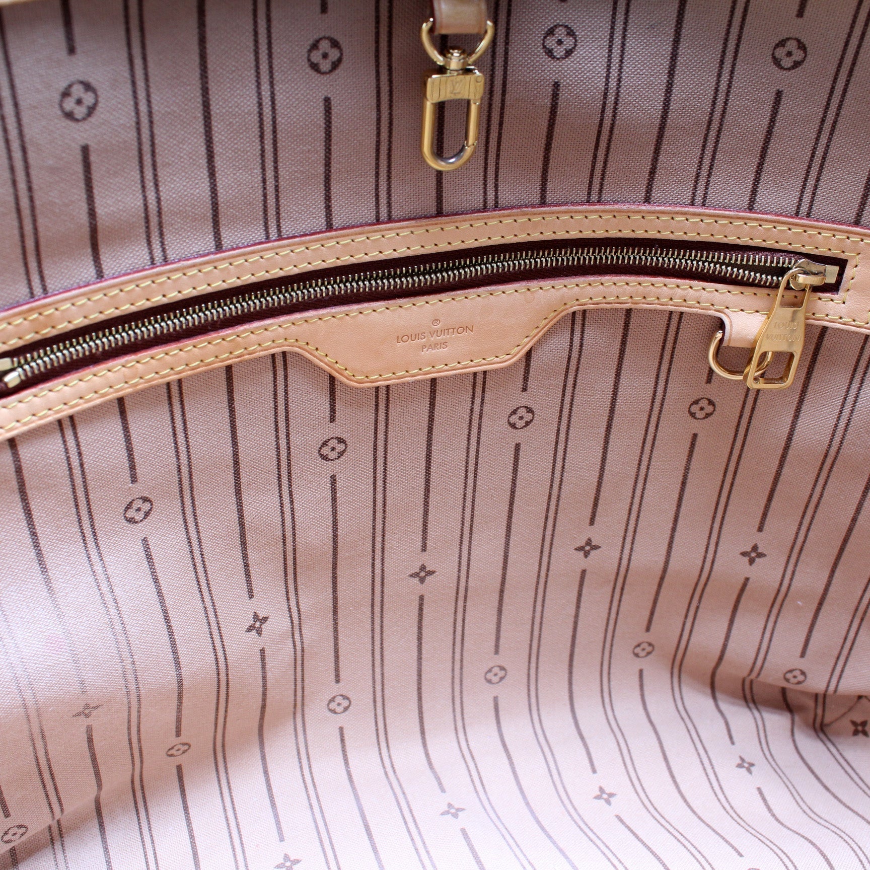 Delightful PM Monogram