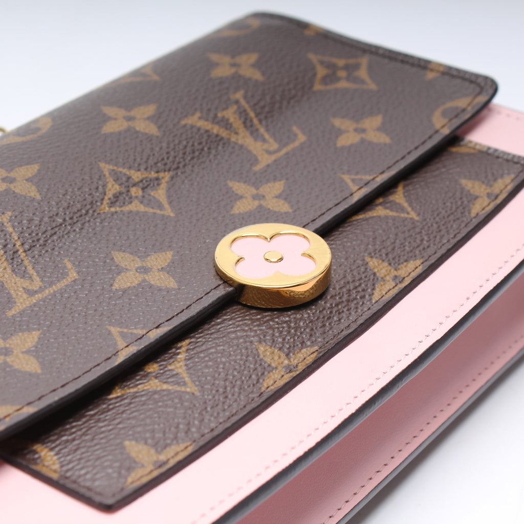 Flore Chain Wallet Monogram