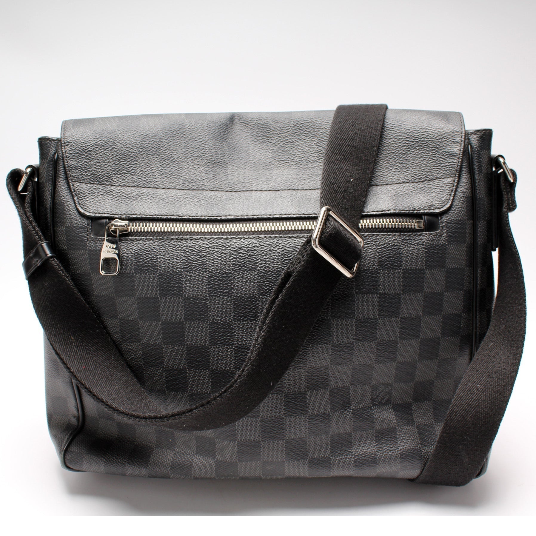 District MM Damier Graphite