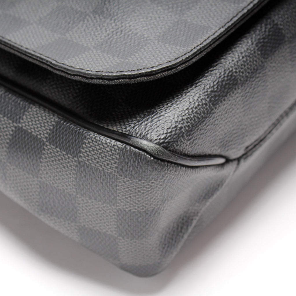 District MM Damier Graphite