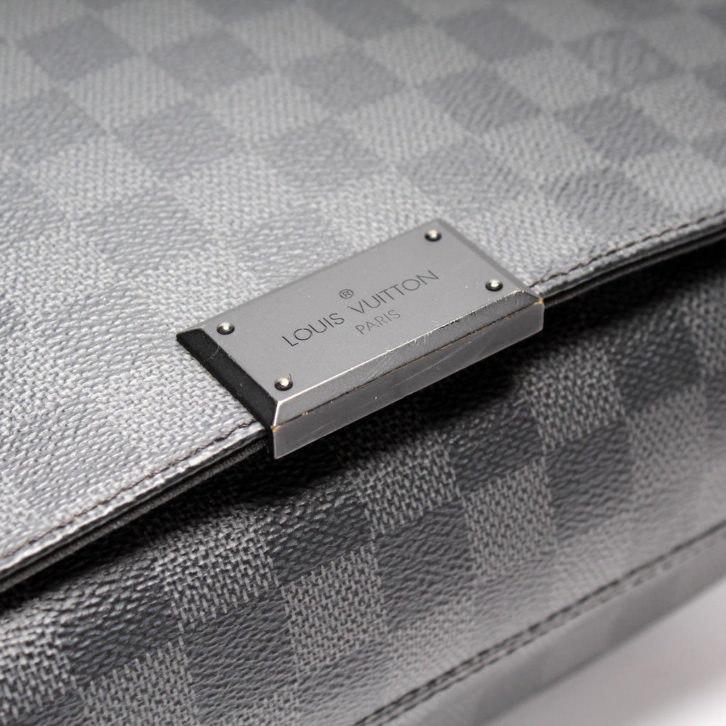 District MM Damier Graphite