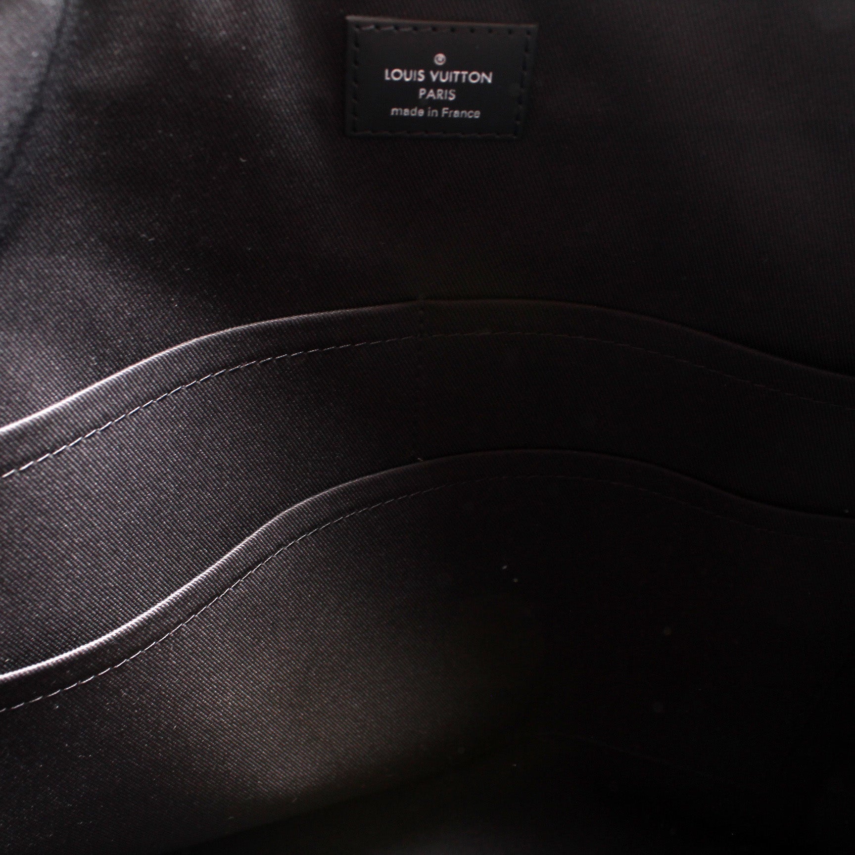 Explorer Tote Monogram Eclipse