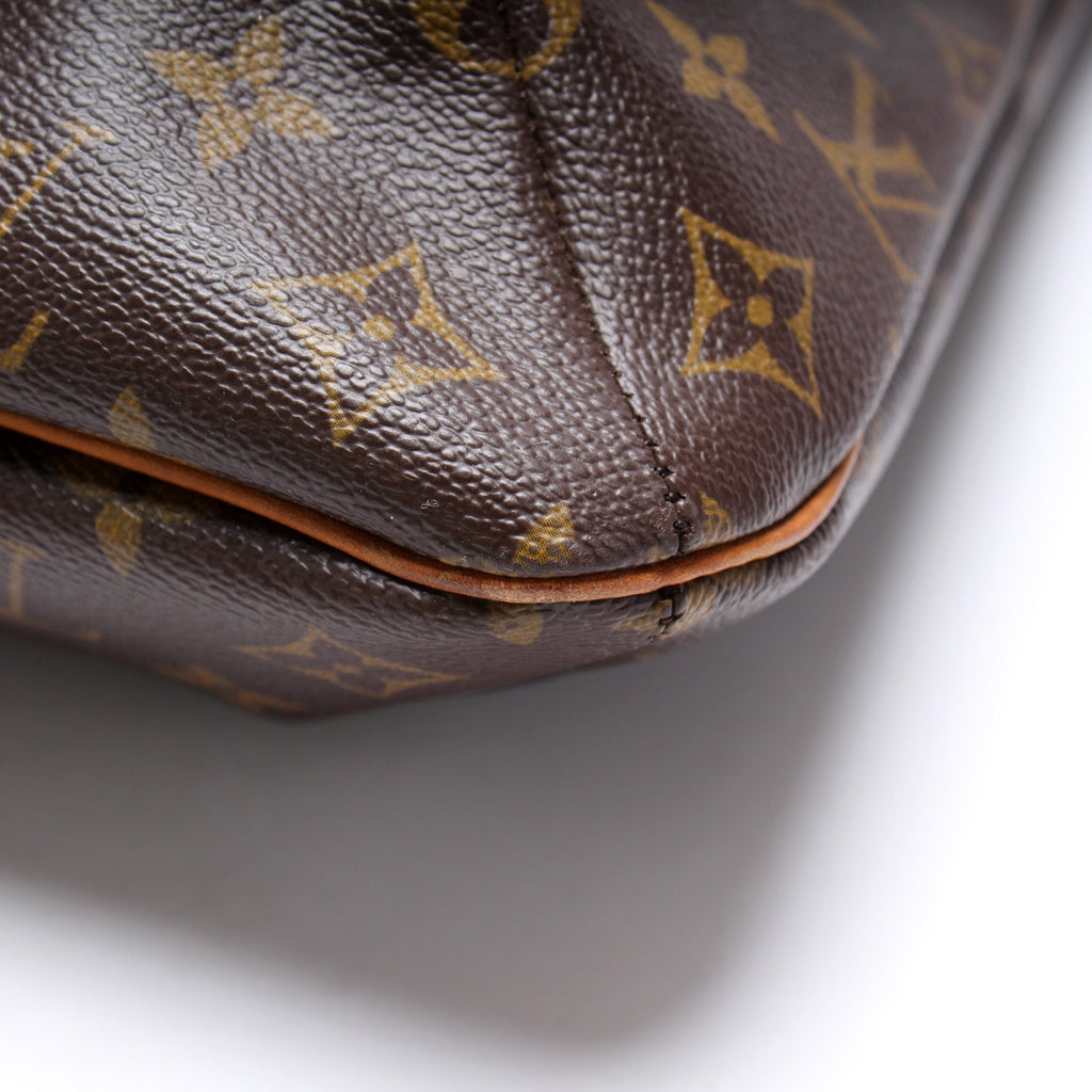 M1:1 Reptte Messenger Monogram