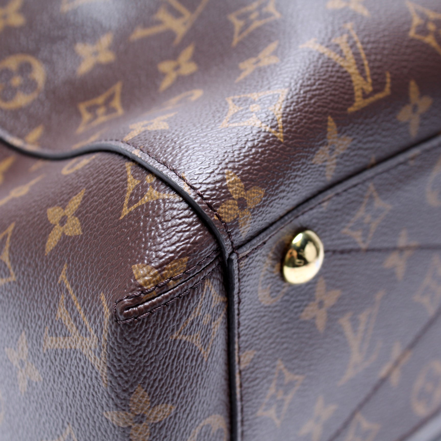 Montaigne MM Monogram