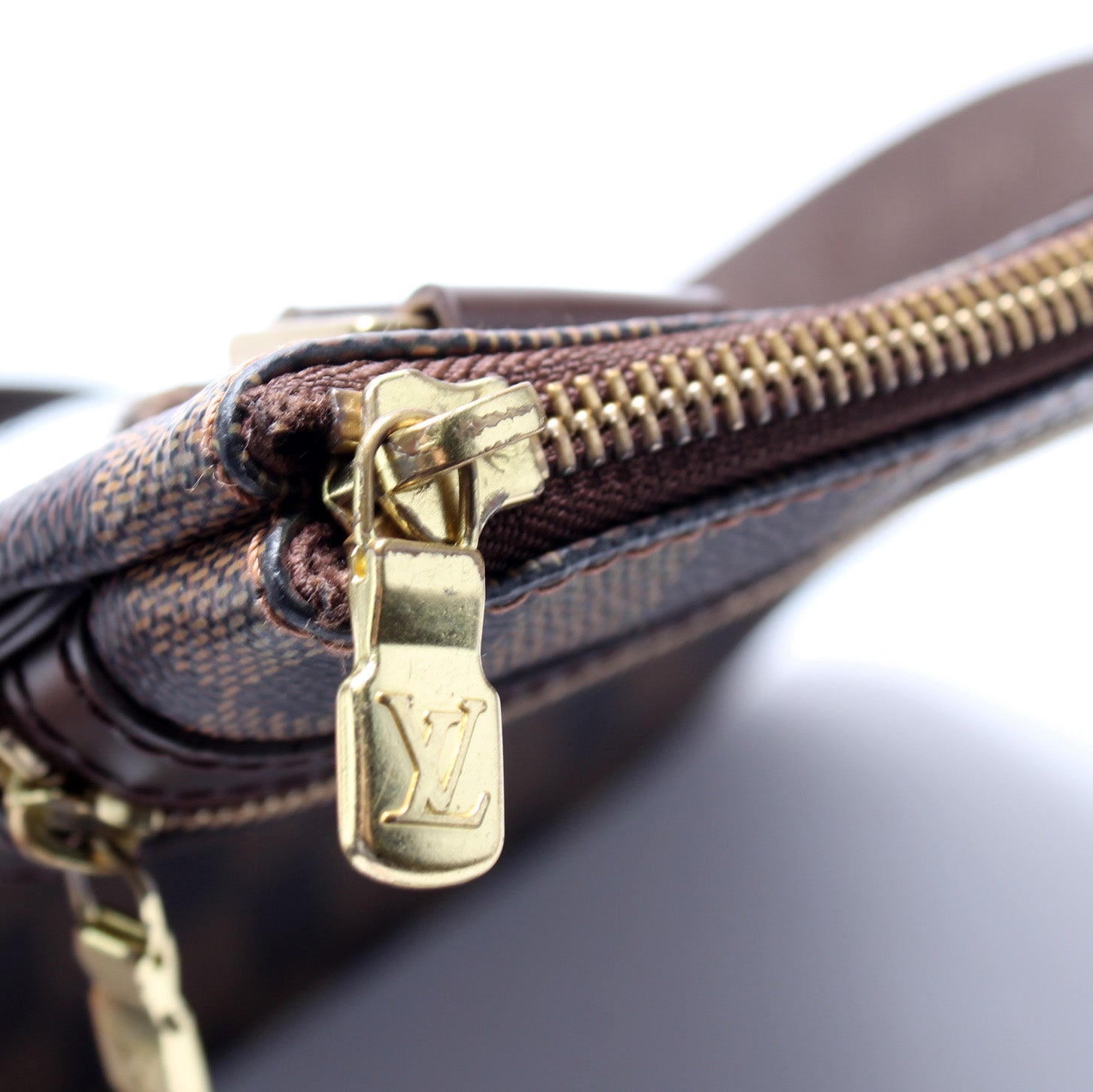 Pochette Bosphore Damier Ebene