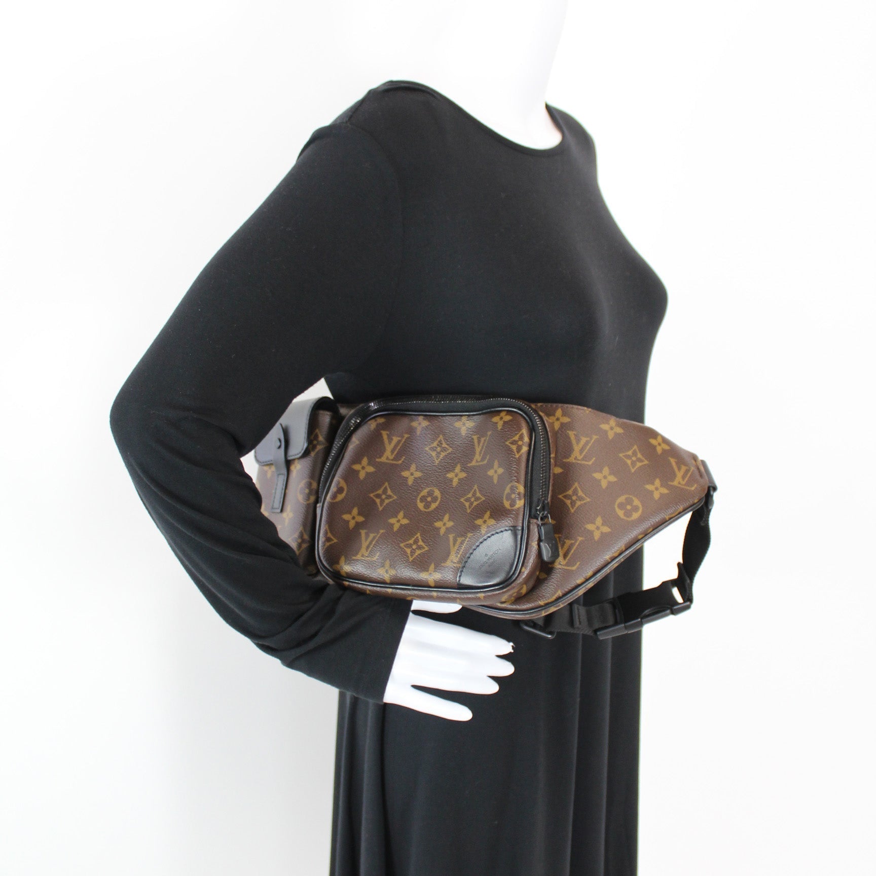 Christopher Bumbag Monogram Macassar