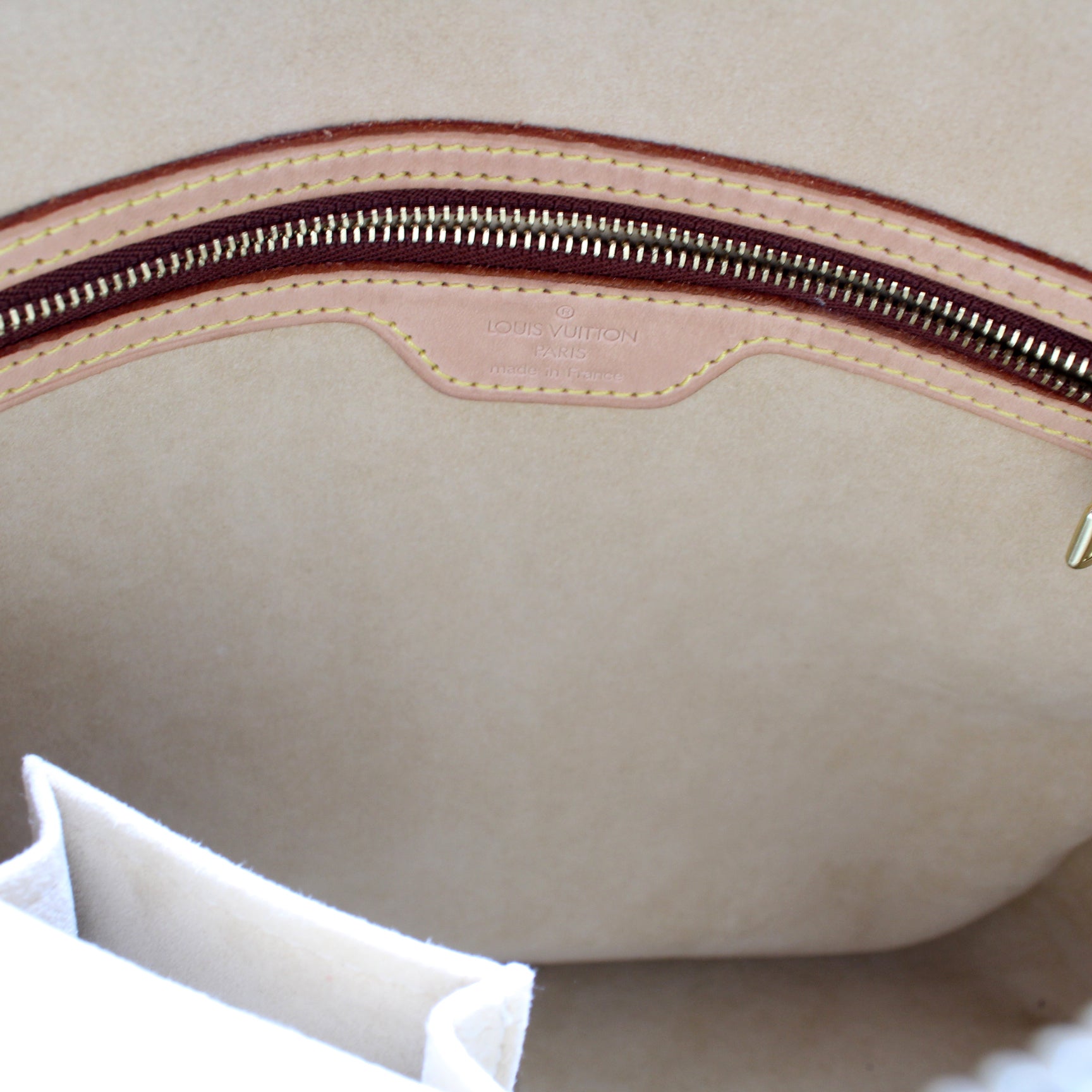 Looping GM Monogram