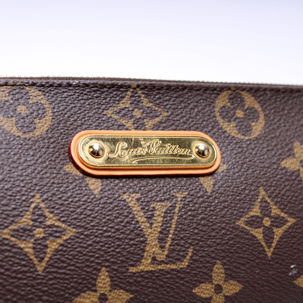 Eva Clutch Monogram