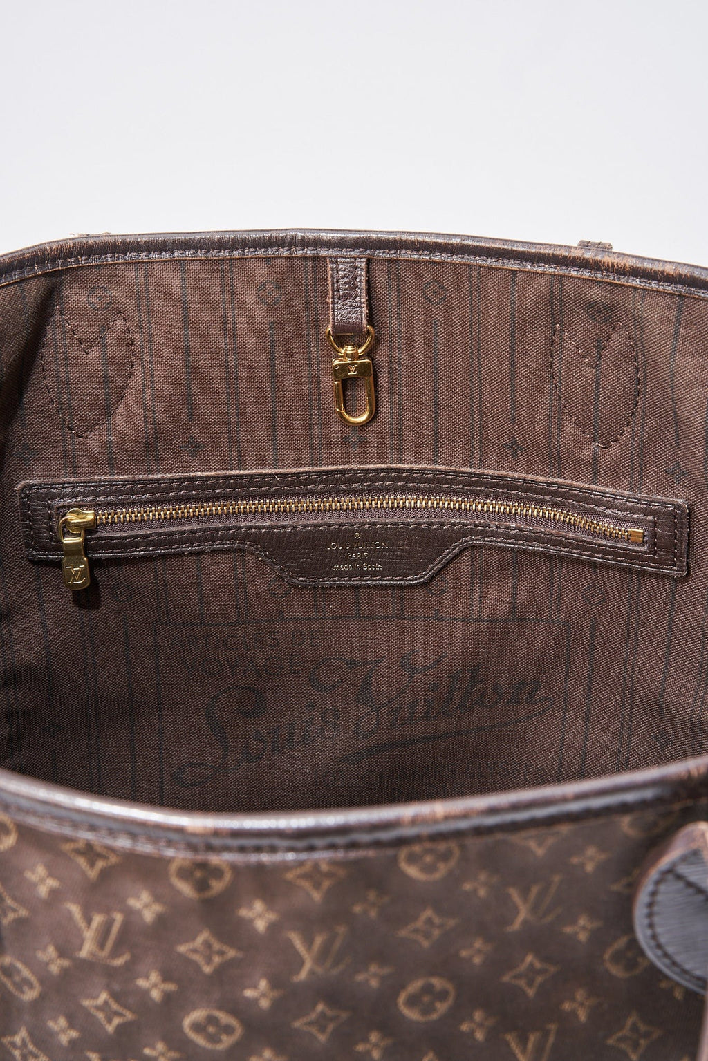 Louis Vuitton Neverfull MM in Monogram Canvas