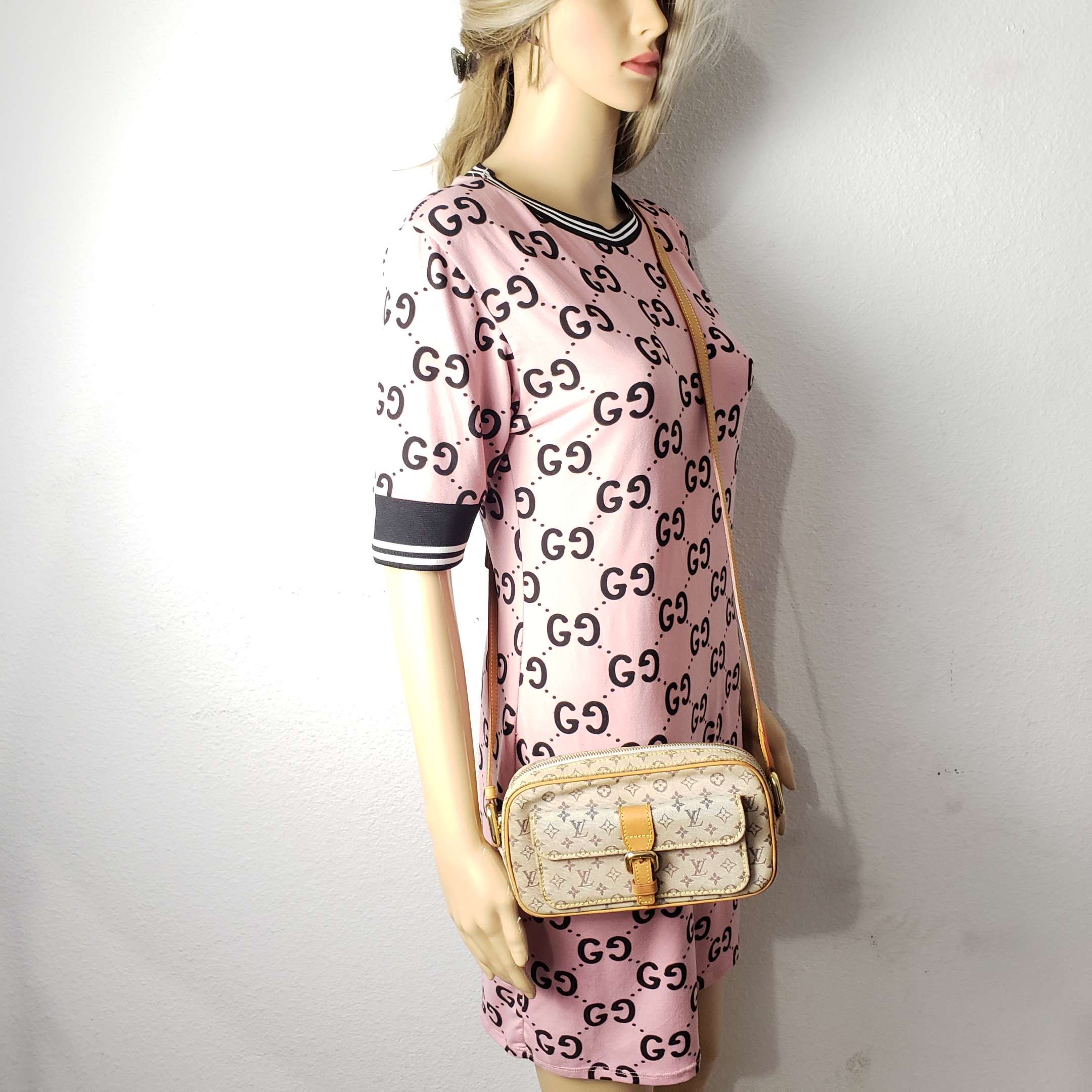 Louis Vuitton Juliette MM Shoulder Bag