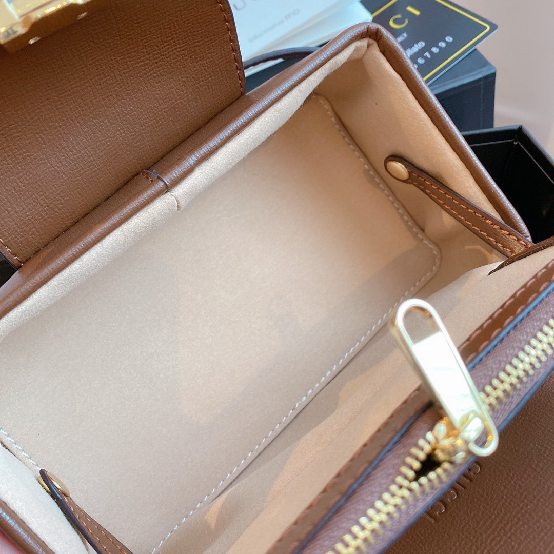 LB - New 1:1 rep  Bags Gucci 272