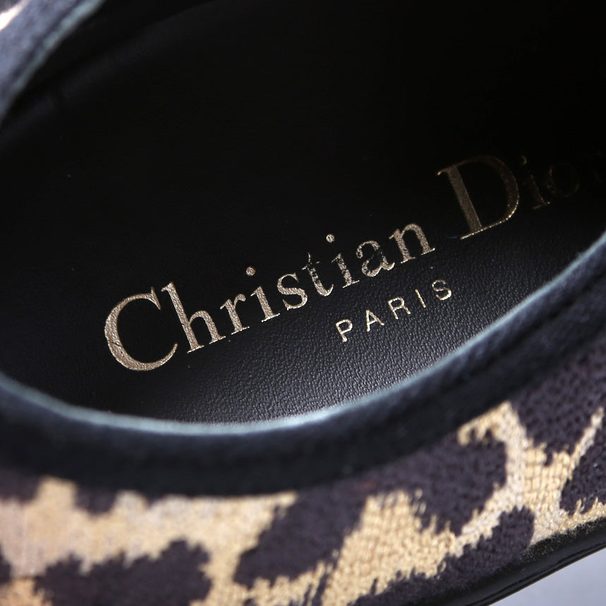 Christian Dior Walk'N'Dior Sneakers Size 38.5