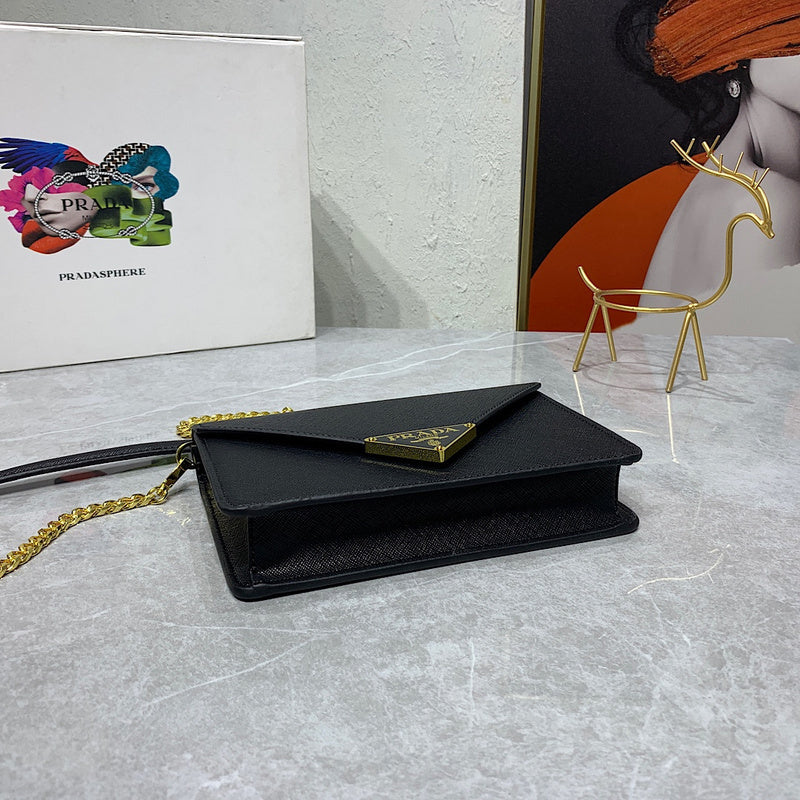 Barnes-Bags - Prada Bags - 917