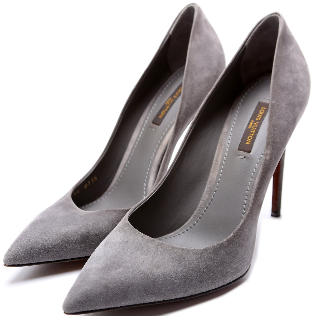 Louis Vuitton Pointed Toe Pumps Size 38.5