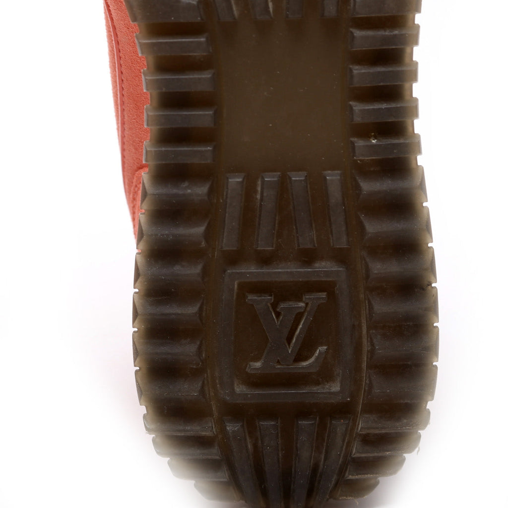Louis Vuitton Run Away Sneakers Size 39