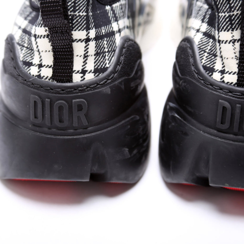 Christian Dior D Connect Sneakers Size 38.5