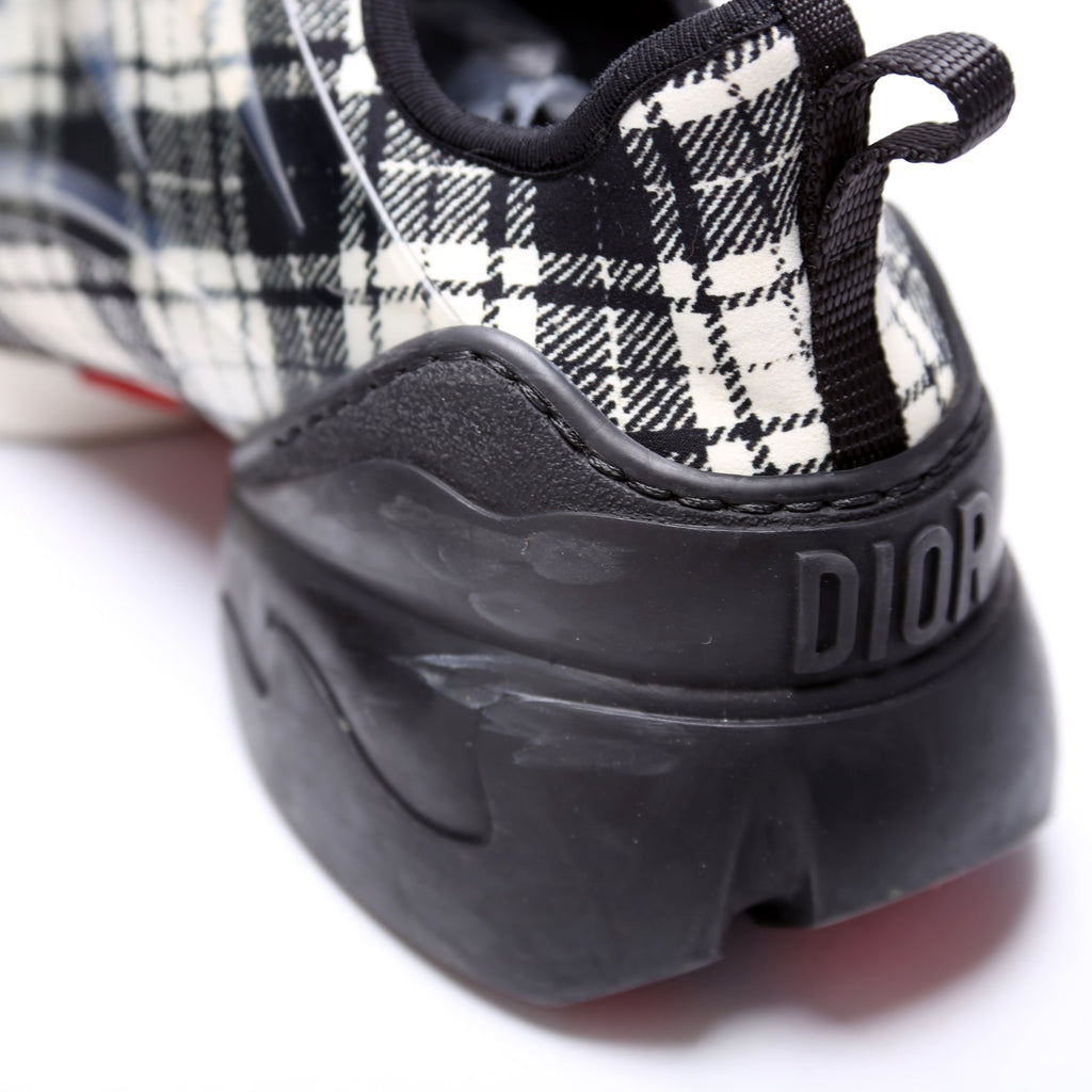 Christian Dior D Connect Sneakers Size 38.5