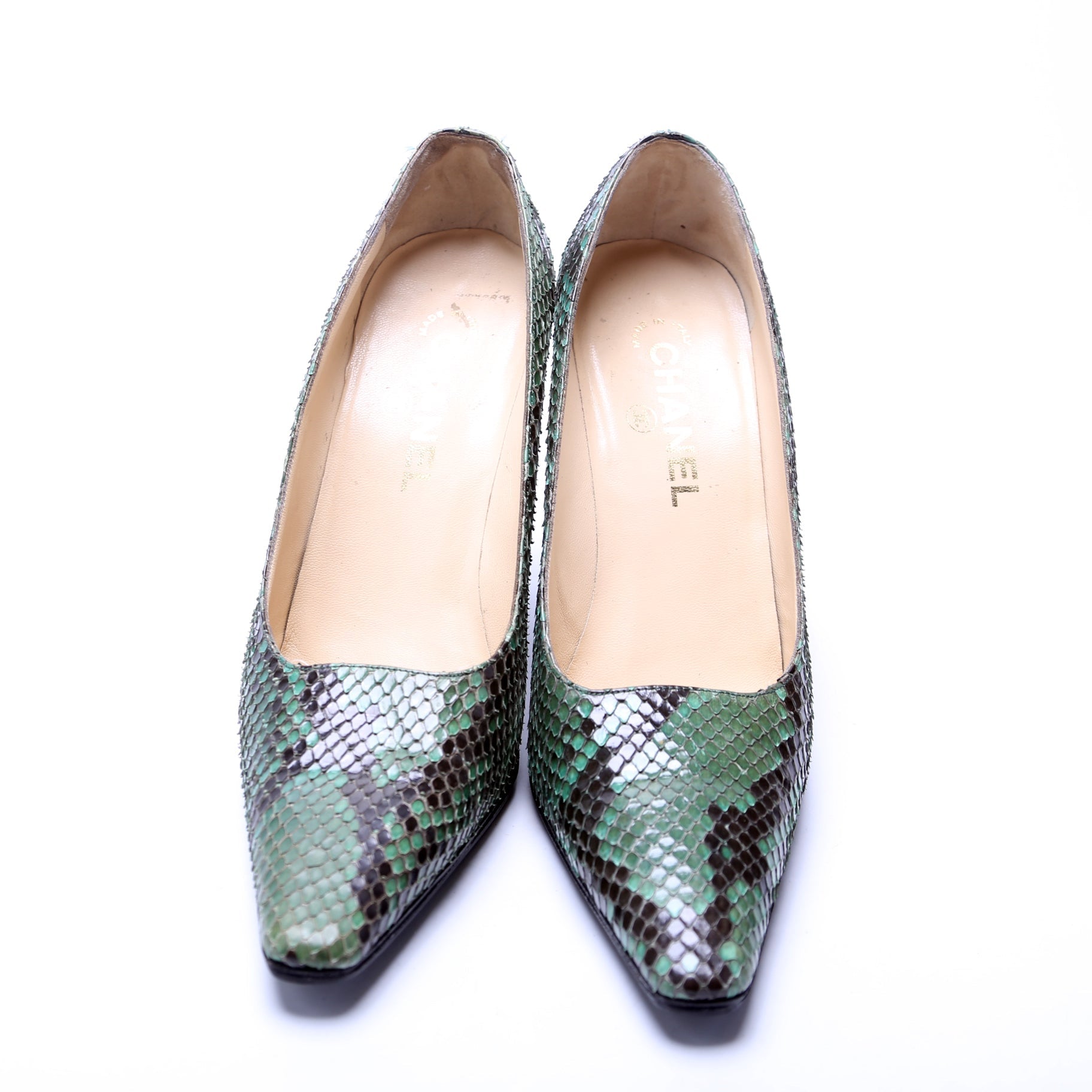 Chanel Pointed Toe Pumps Size 39