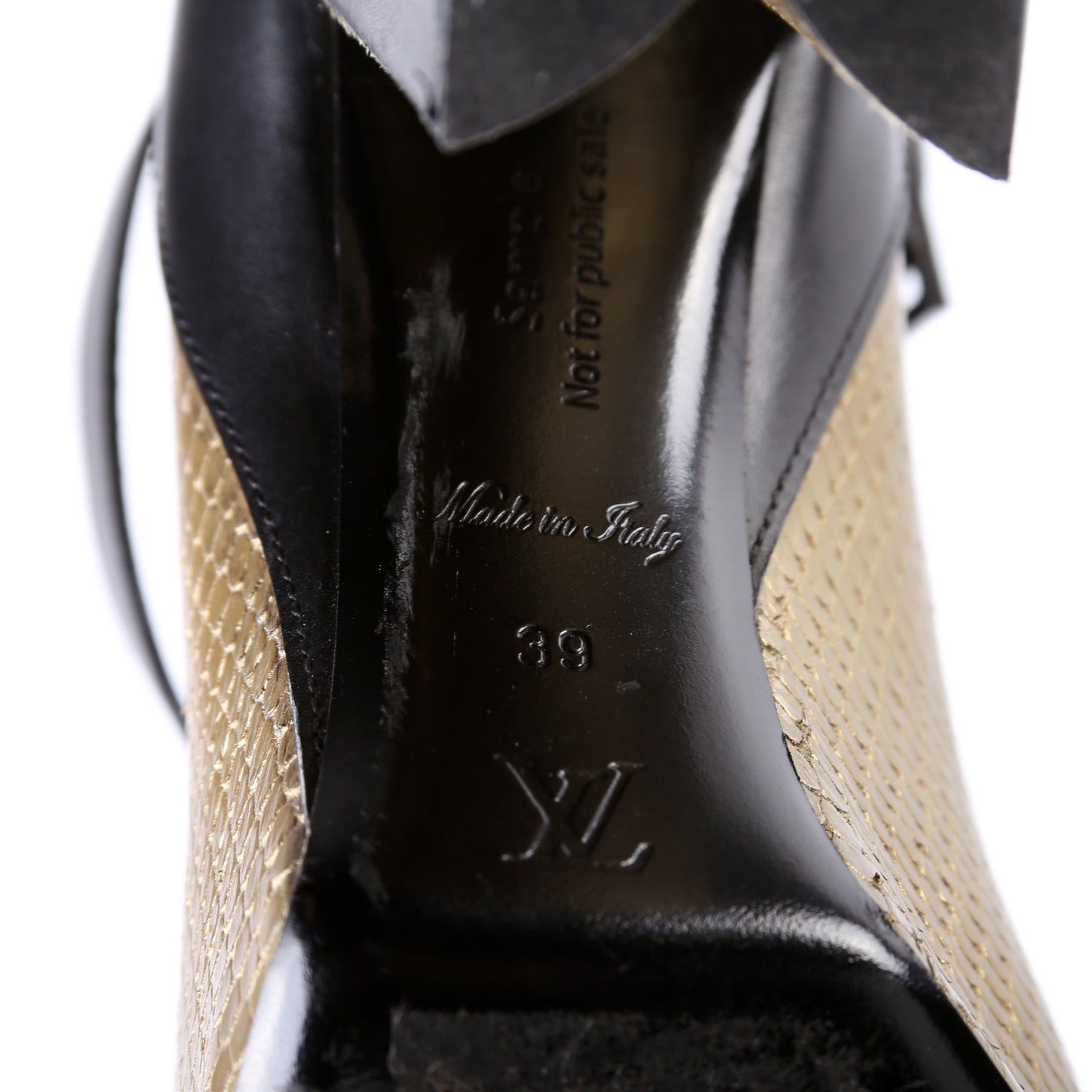Louis Vuitton Pointed Toe Pumps Size 39