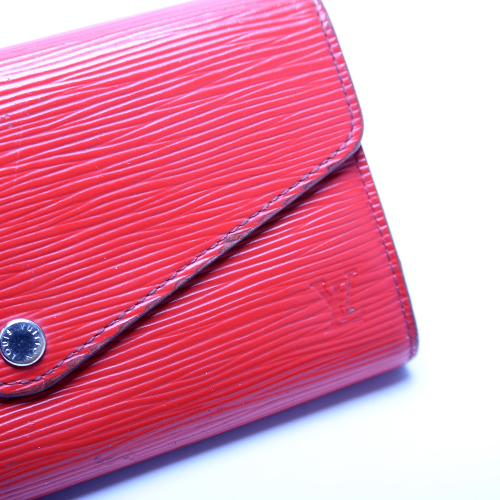 Louis Vuitton Sarah Wallet Epi Newer