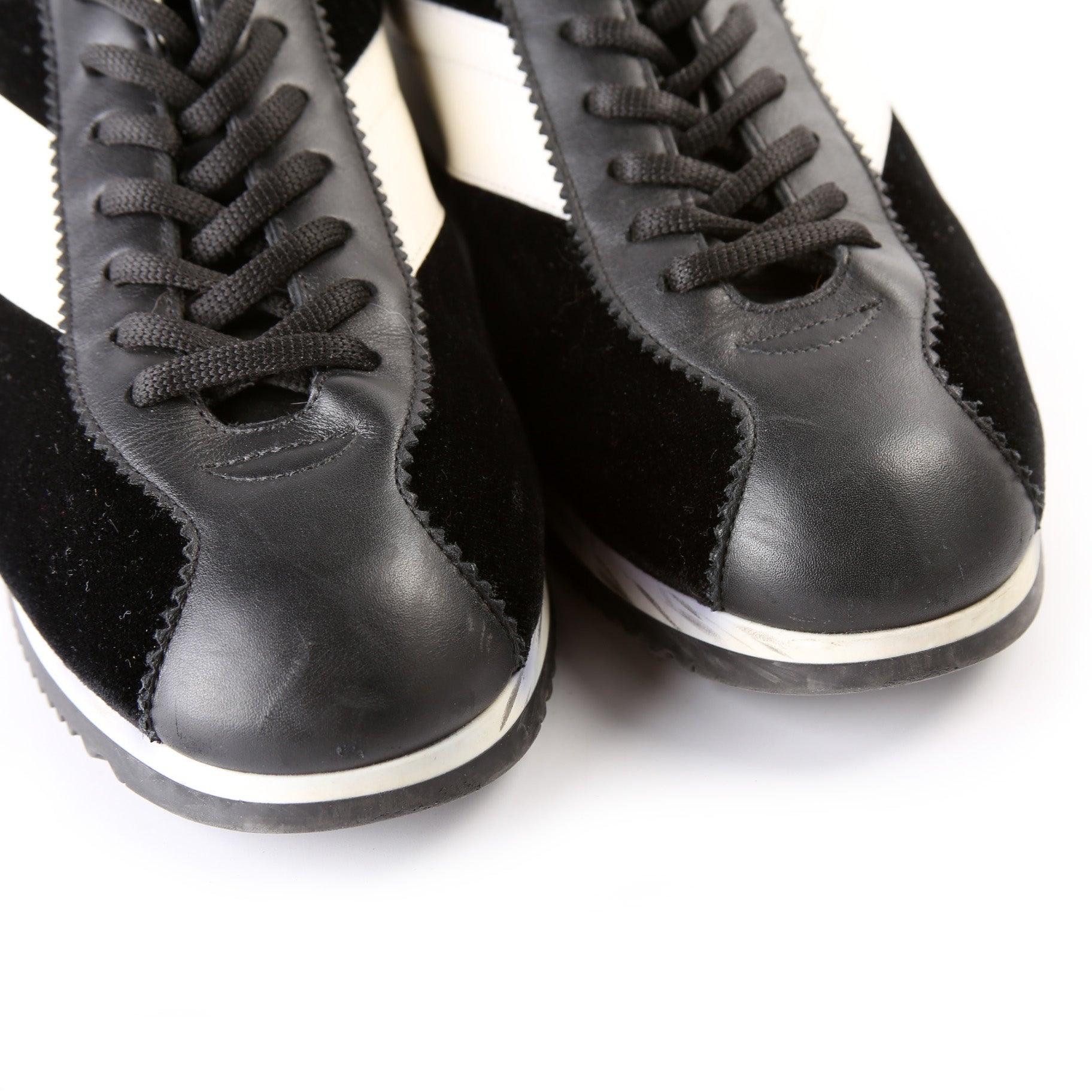 Christian Dior Logo Leather Sneakers Size 40