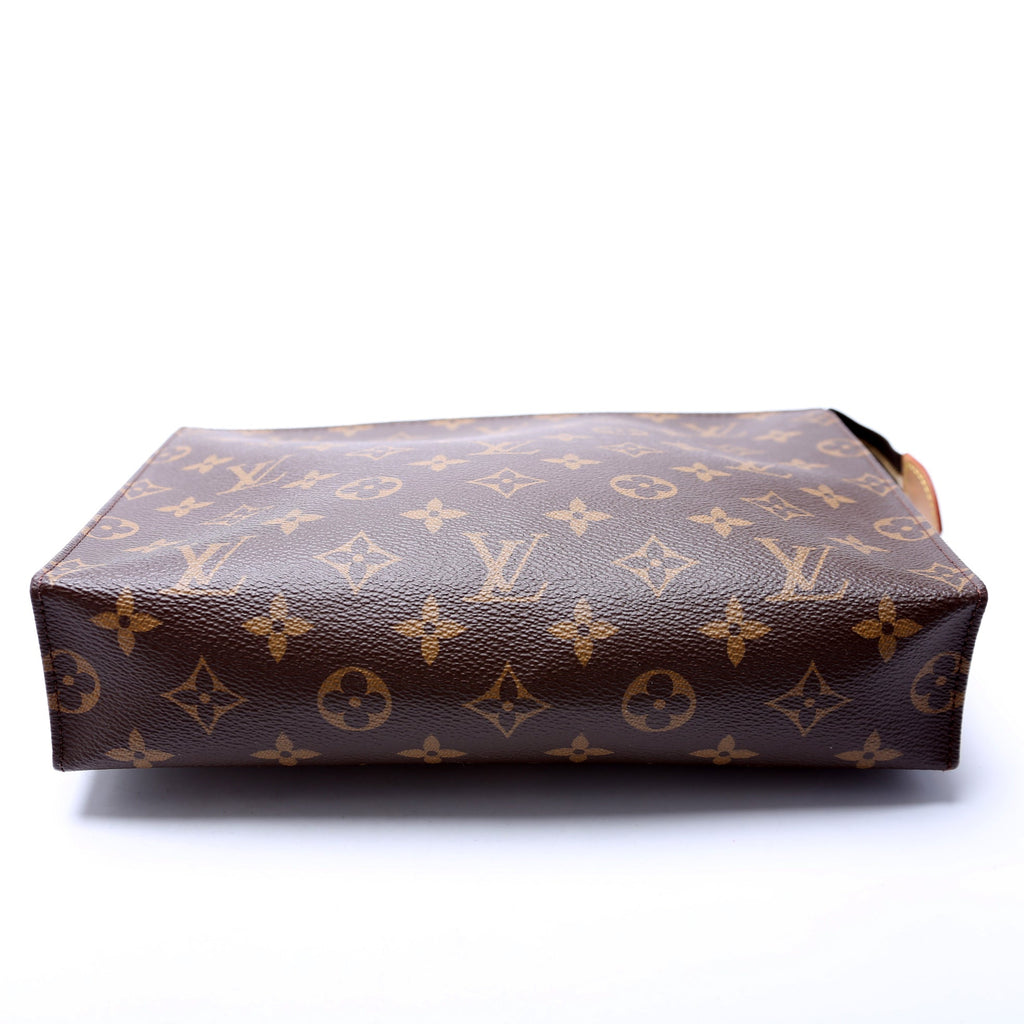 Louis Vuitton Toiletry Pouch 26 Newer Monogram