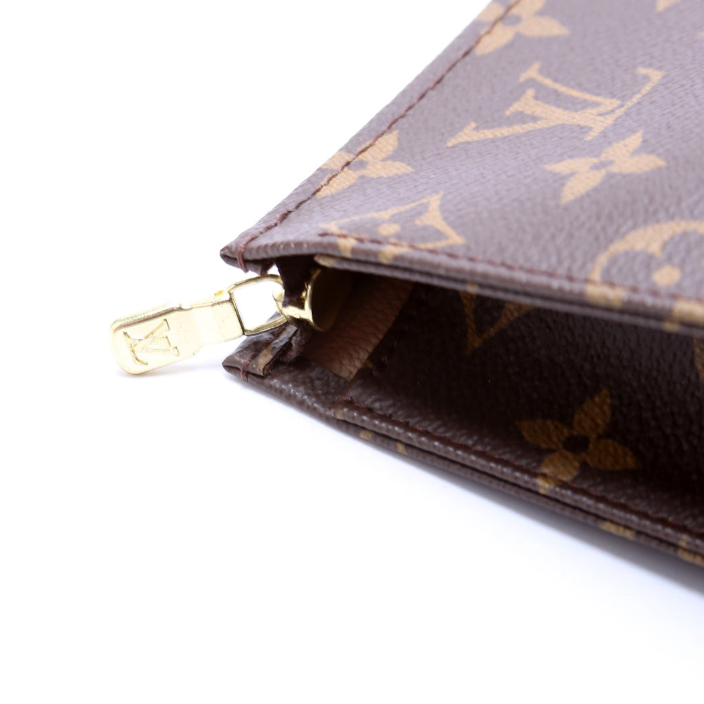 Louis Vuitton Toiletry Pouch 26 Newer Monogram