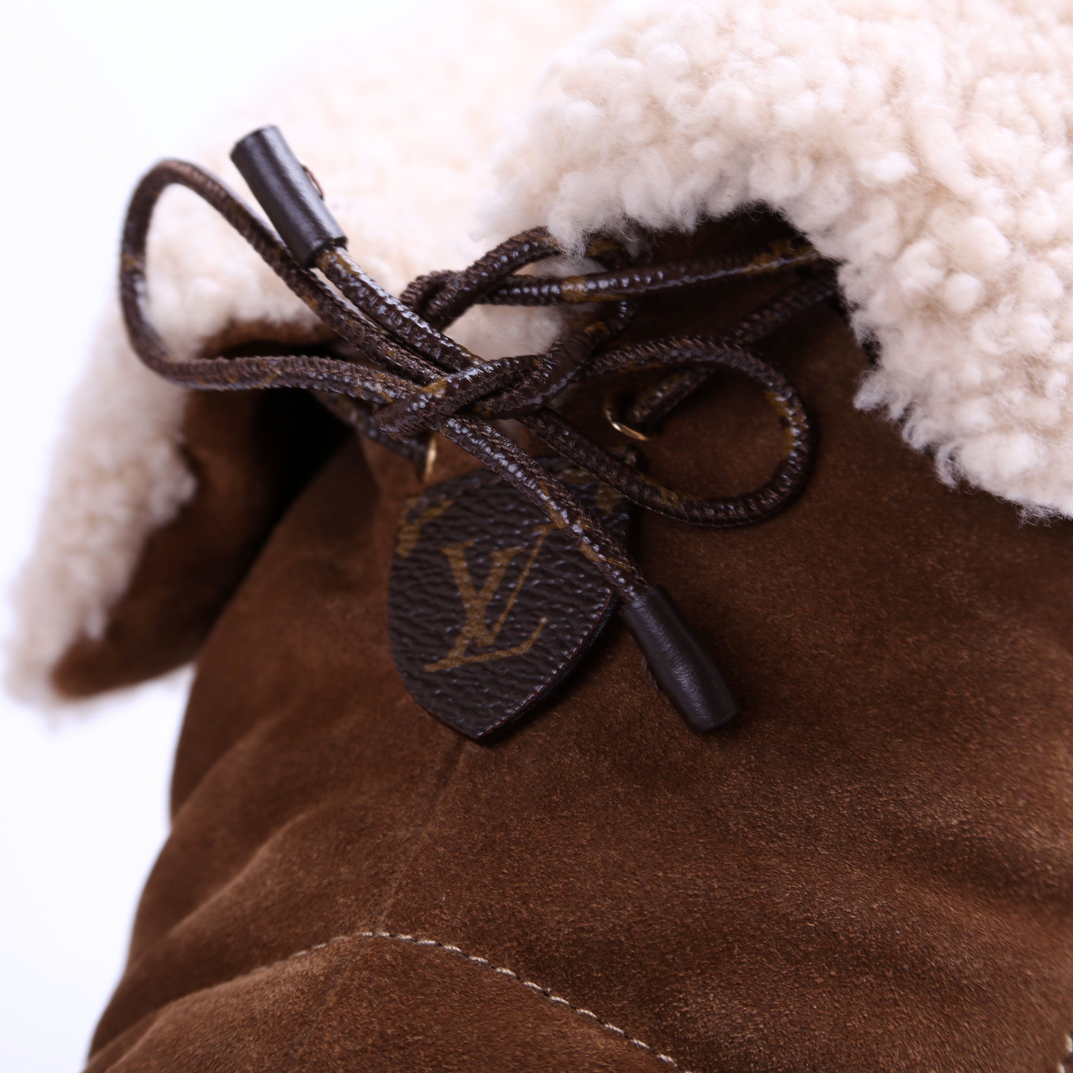 Louis Vuitton Pillow Comfort Suede/Shearling Ankle Boots Size 39