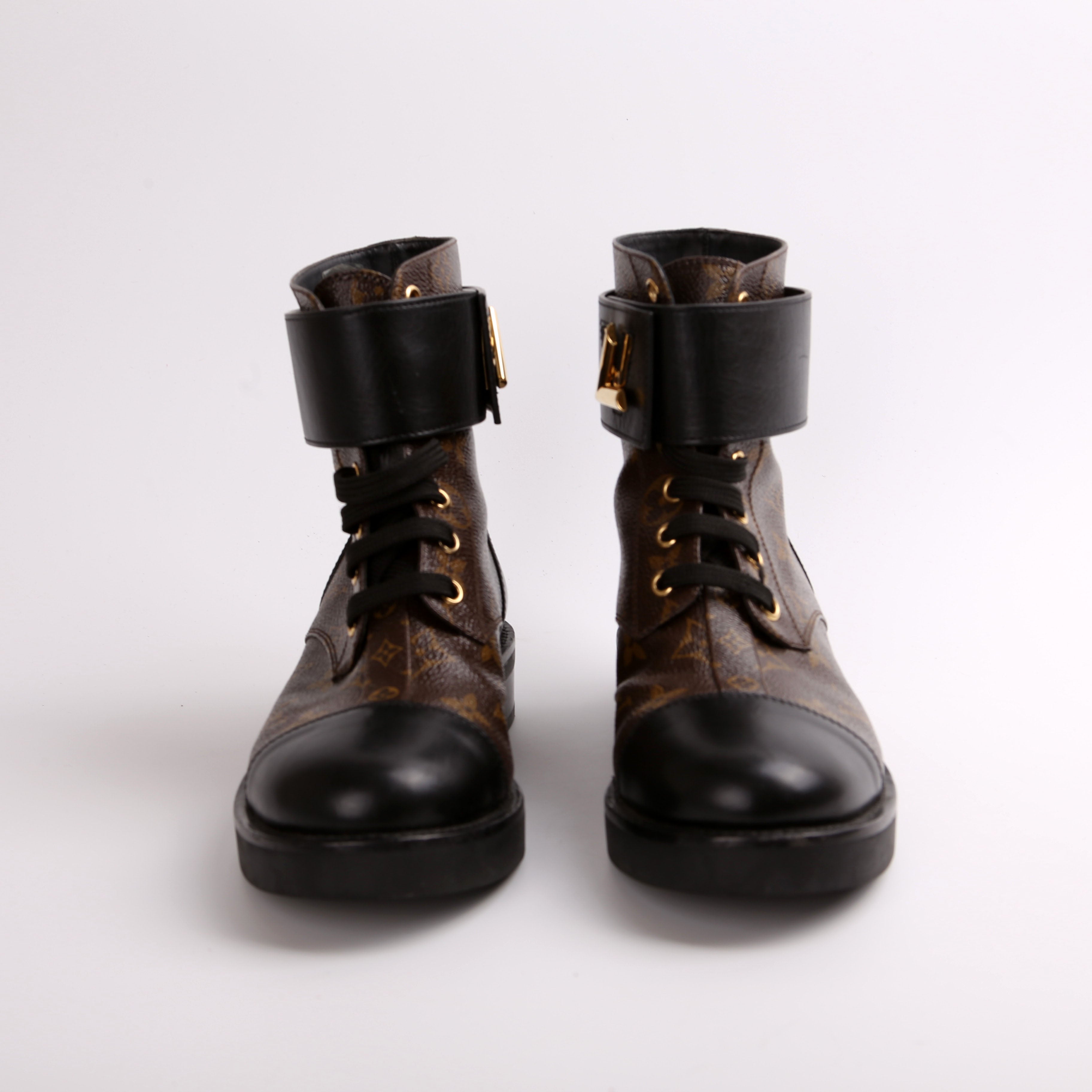 Louis Vuitton Wonderland Flat Ranger Boots Size 36