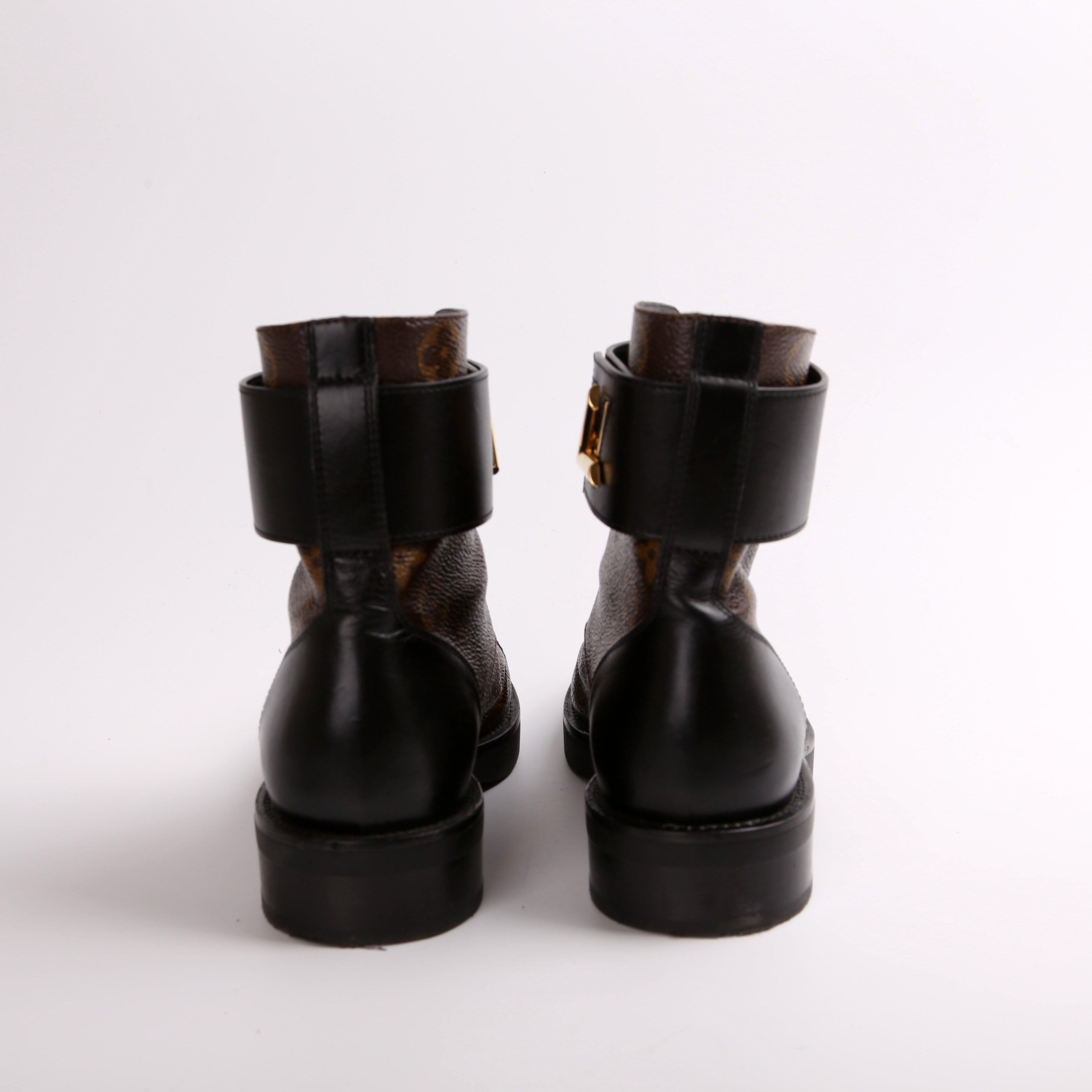 Louis Vuitton Wonderland Flat Ranger Boots Size 36