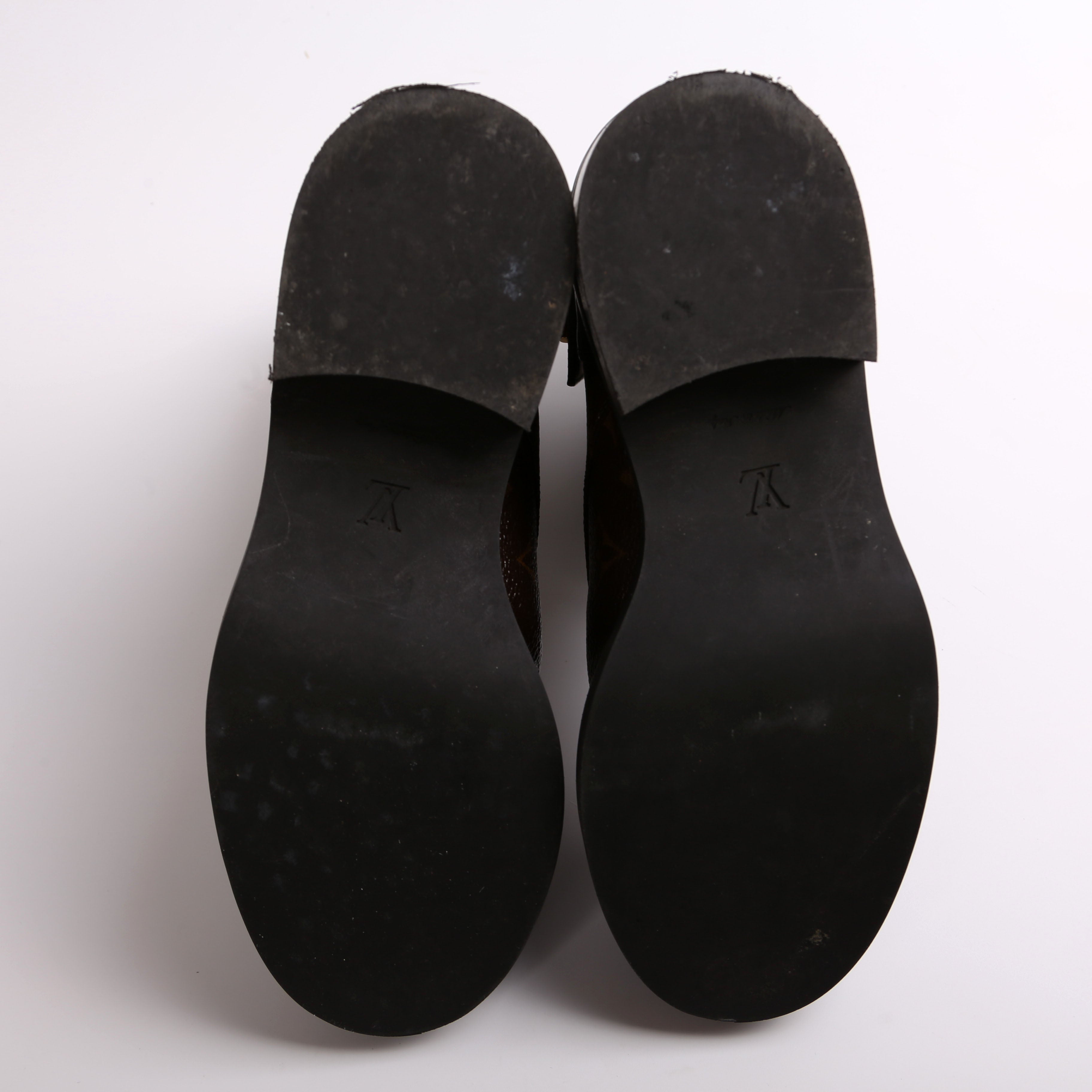 Louis Vuitton Wonderland Flat Ranger Boots Size 36