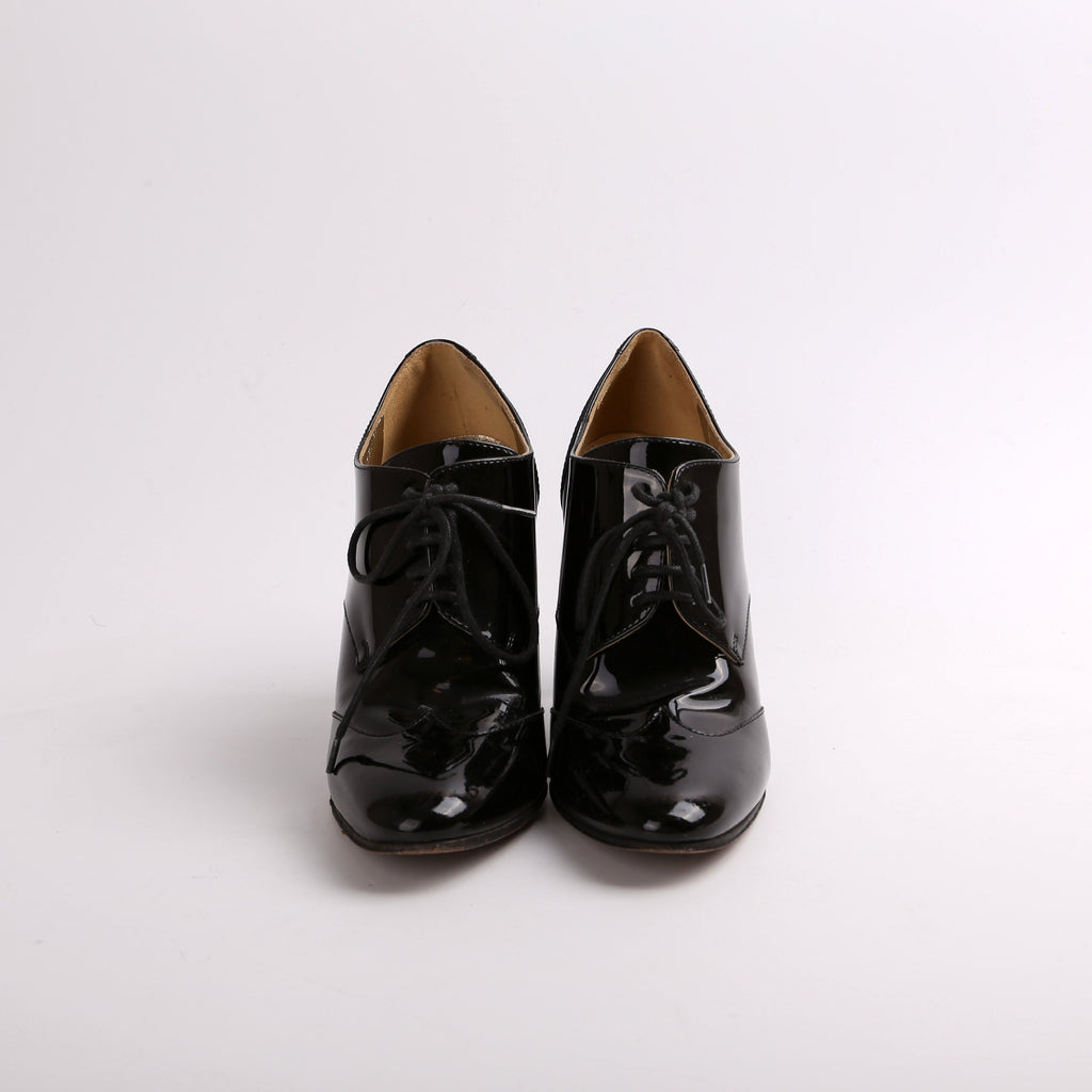Chanel Ptnt Oxford Lace Up booties Size 36