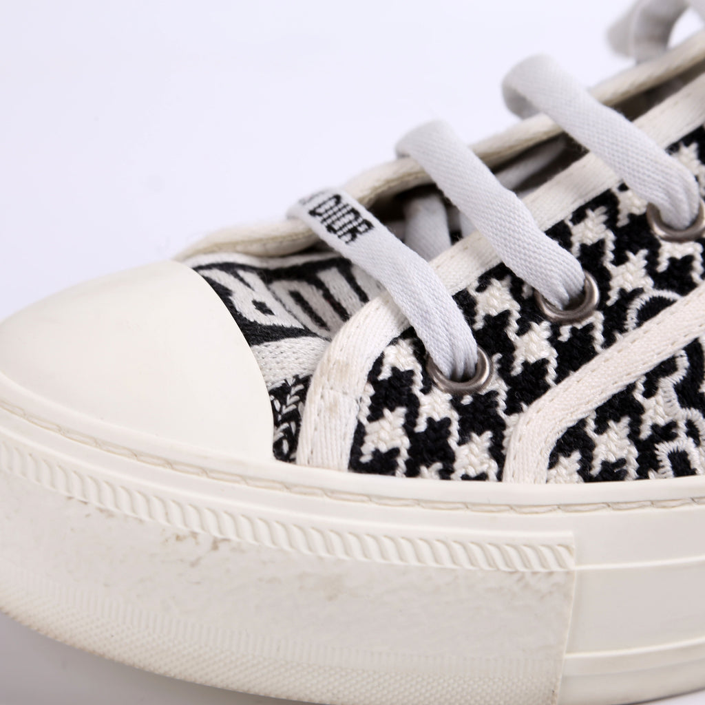 Christian Dior Walk'N'Dior Sneakers Size 37.5
