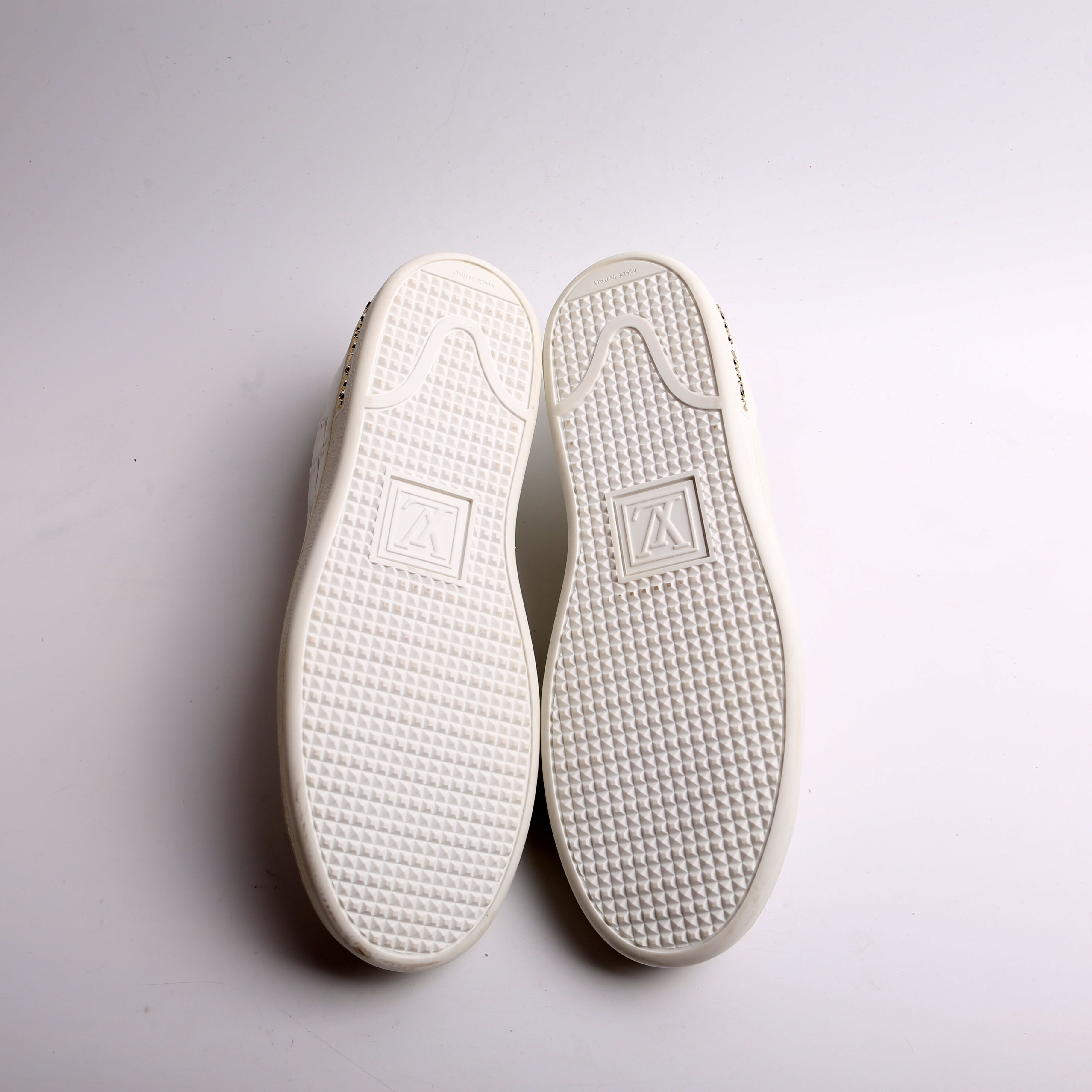 Louis Vuitton Frontrow Croc-Embossed Sneakers Size 39