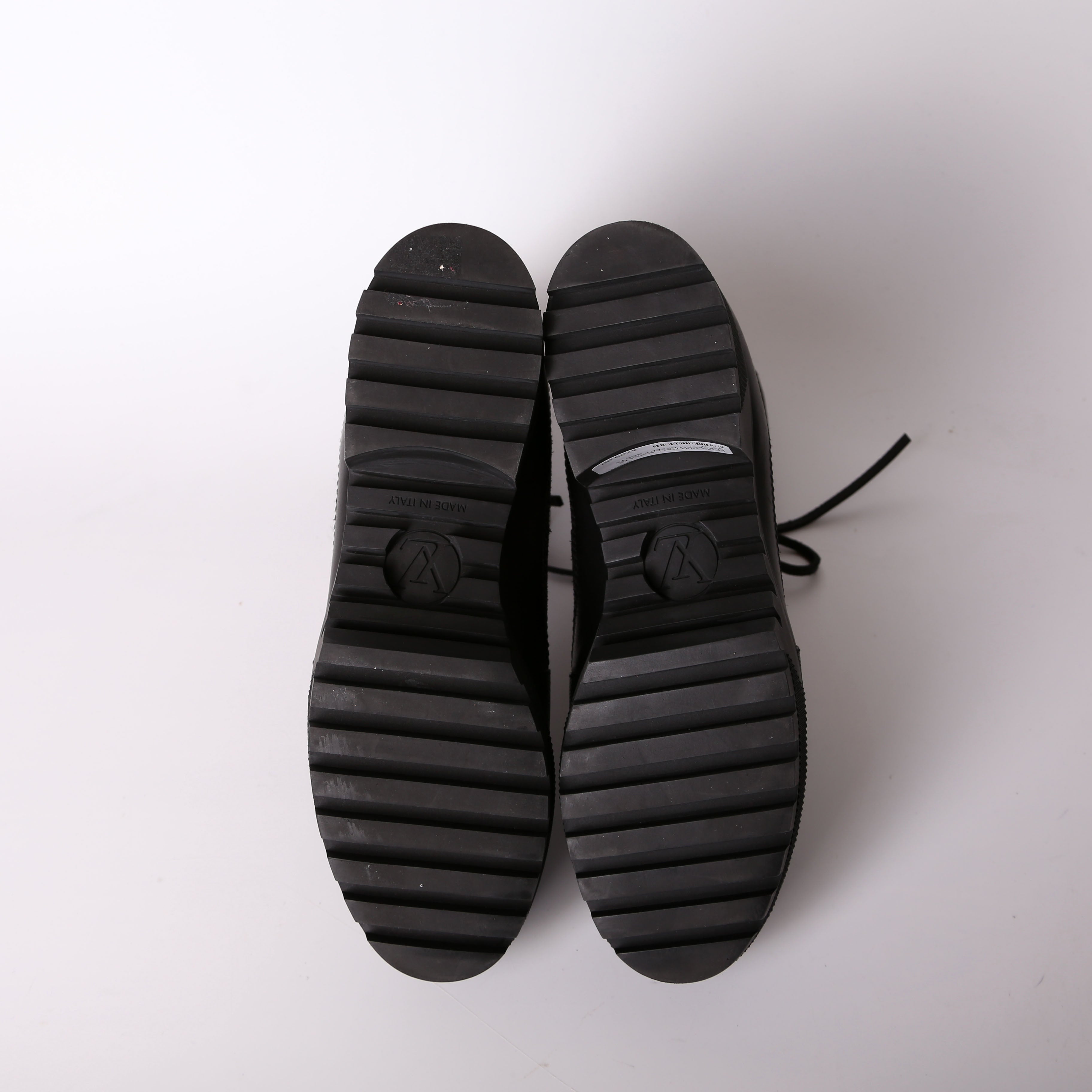 Louis Vuitton Laureate Platform Desert Boots Size 41