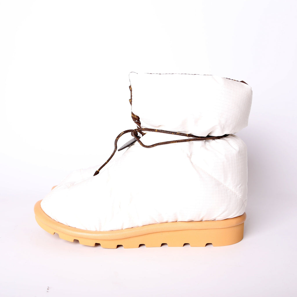 Louis Vuitton Pillow Flat Comfort Ankle Boots Size 39