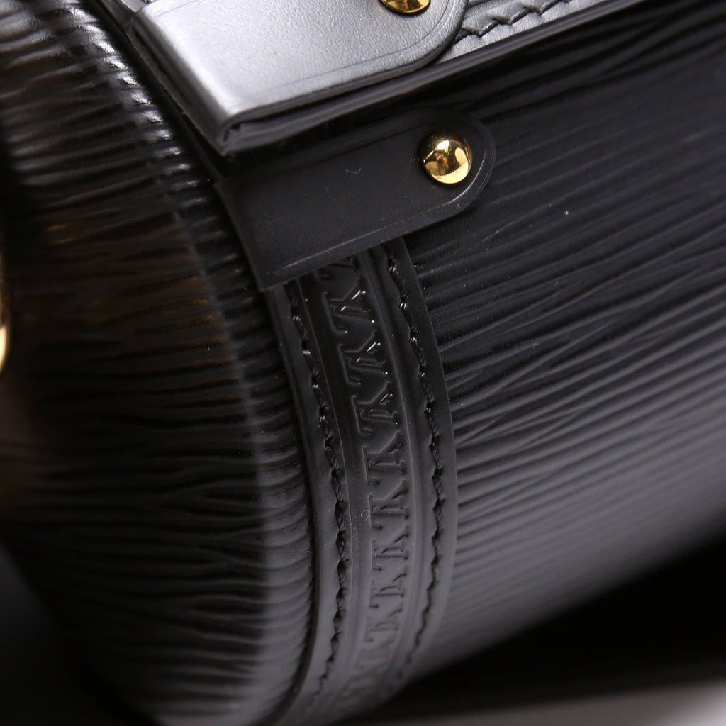 Louis Vuitton Papillon Trunk Epi Black