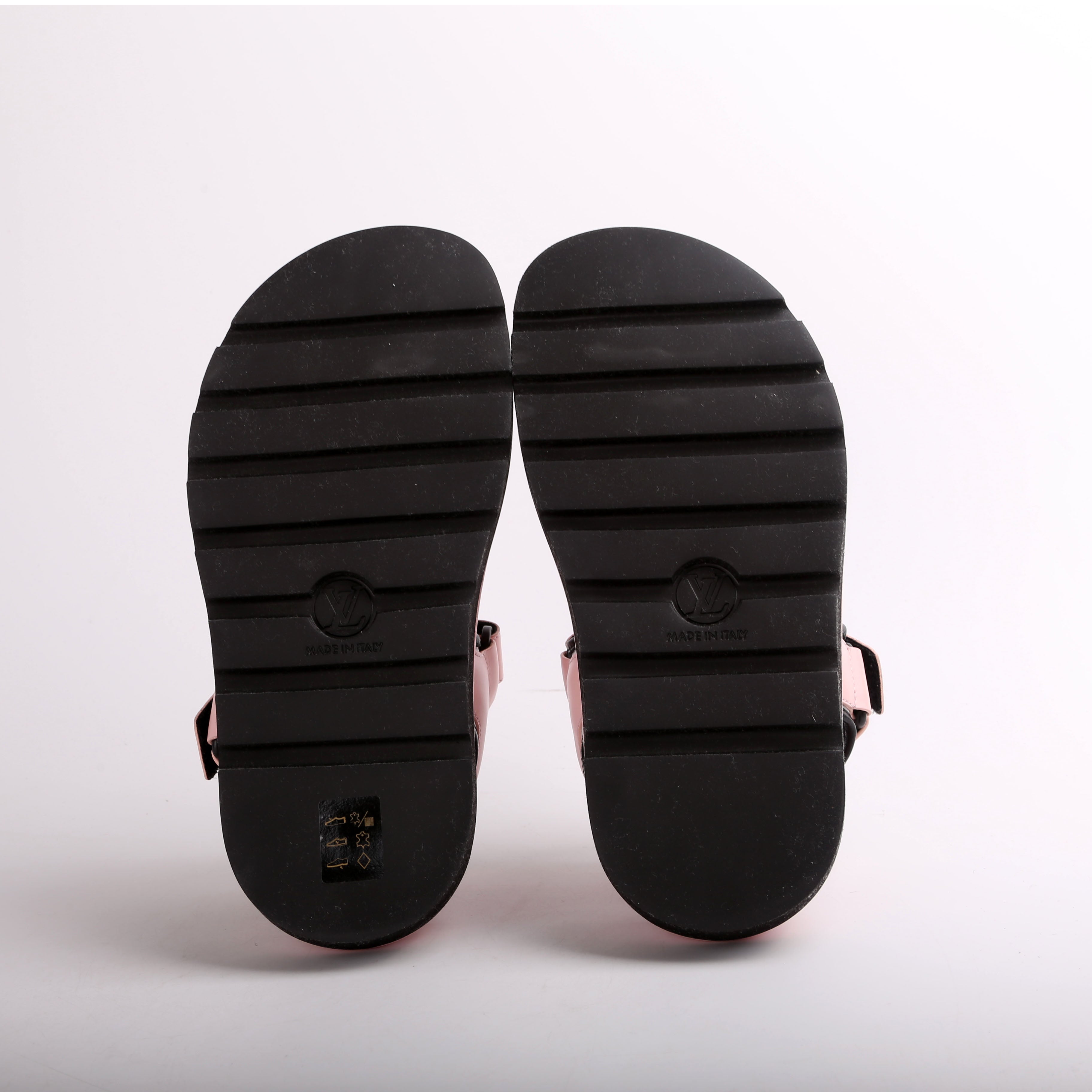 Louis Vuitton Pool Pillow Comfort Sandals Size 38