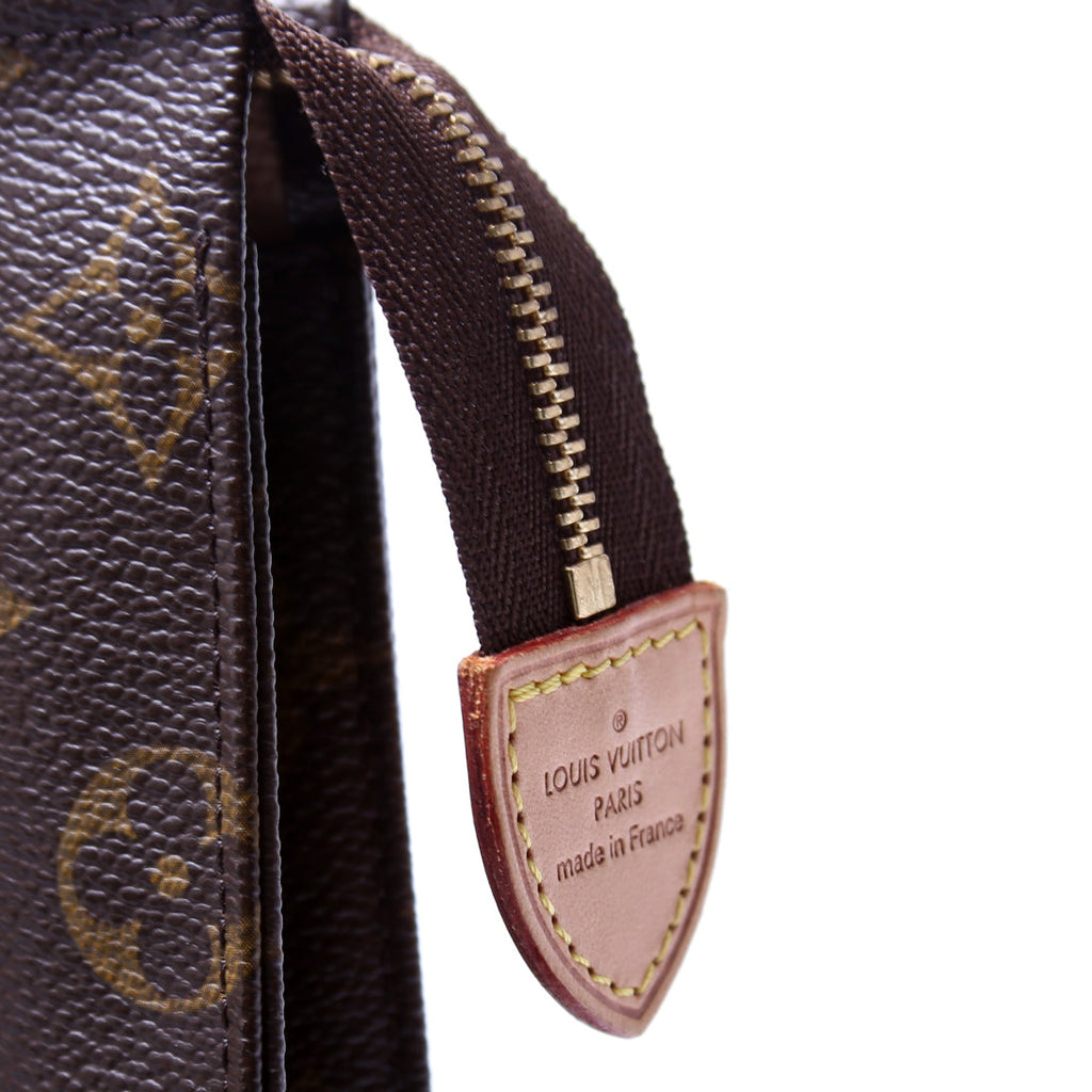 Louis Vuitton Toiletry Pouch 26 Newer Monogram