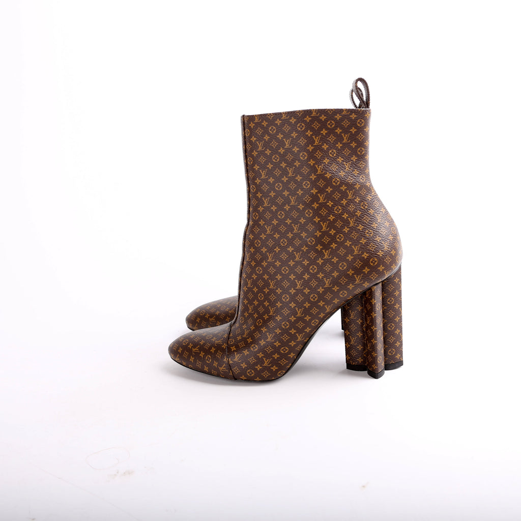 Louis Vuitton Mini Mono Silhouette Ankle Boots Size 36.5