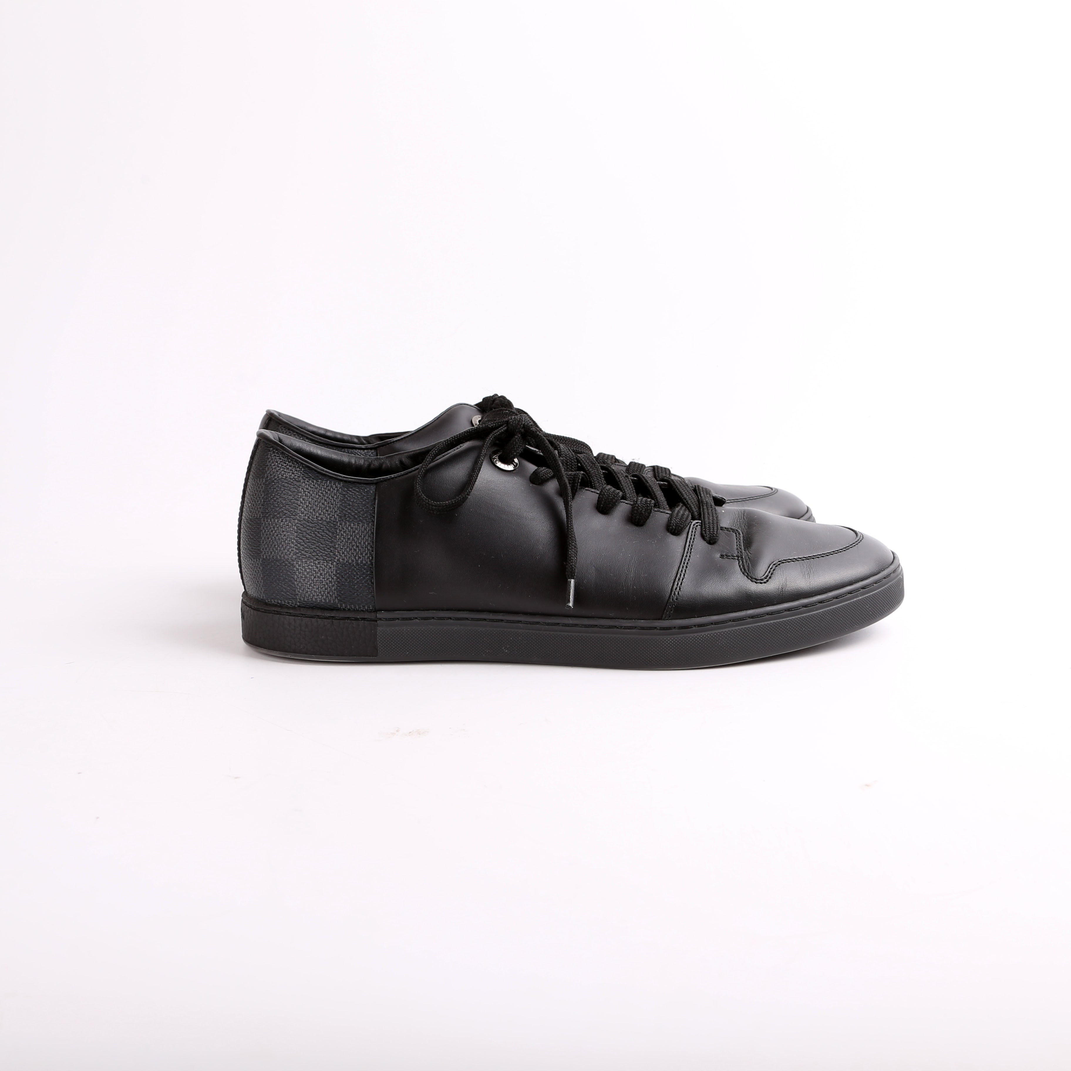 Louis Vuitton Calfskin Damier Graphite Sneakers Mens Size 7 (Womens 39)