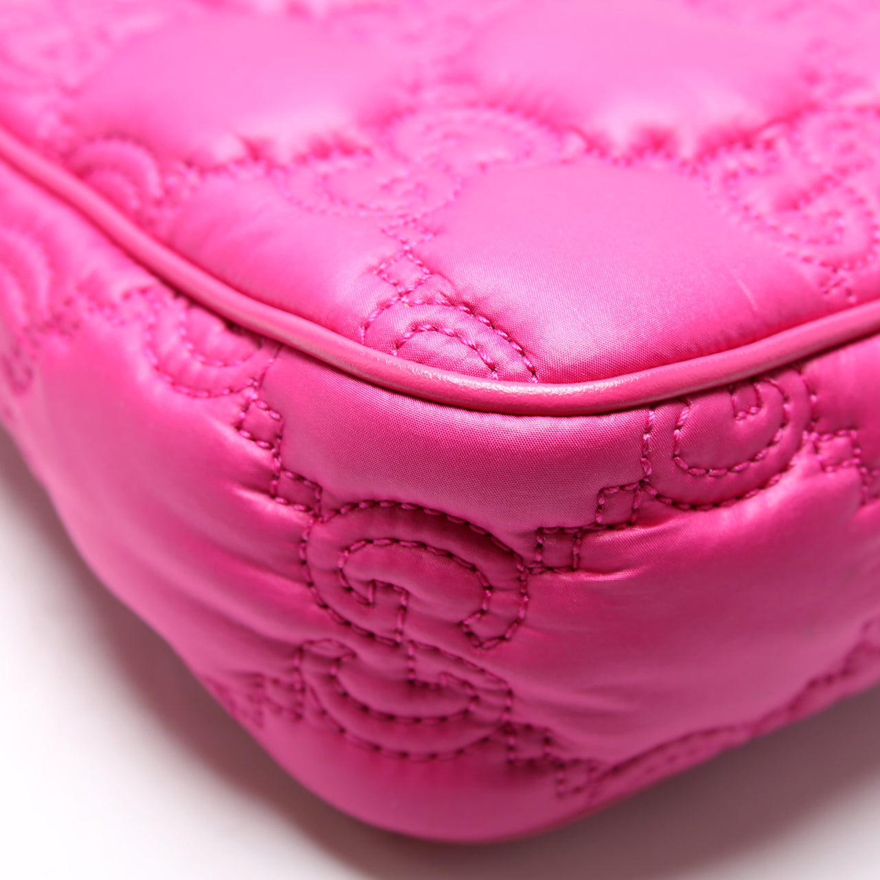 Gucci 735049 GG Nylon Shoulder Bag Pink