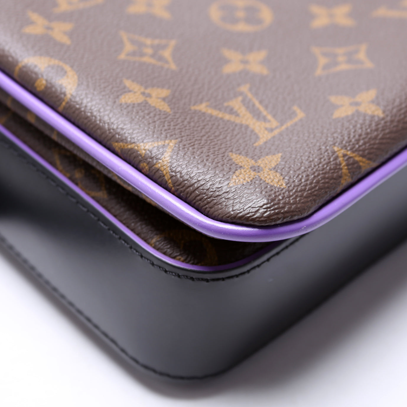 Louis Vuitton Trio Messenger Macassar Monogram Black/Purple