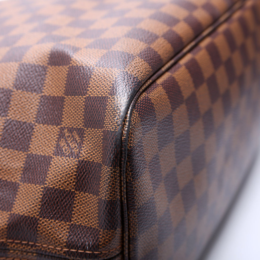 Louis Vuitton Neverfull MM Damier Ebene Red