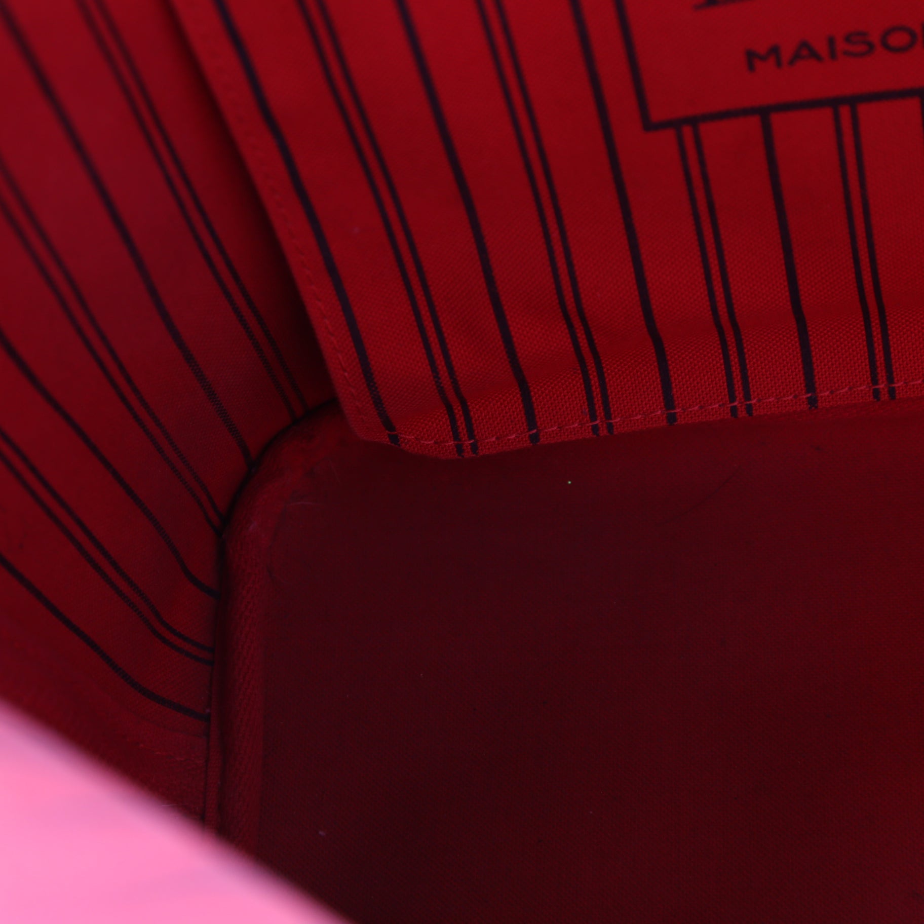 Louis Vuitton Neverfull MM Damier Ebene Red