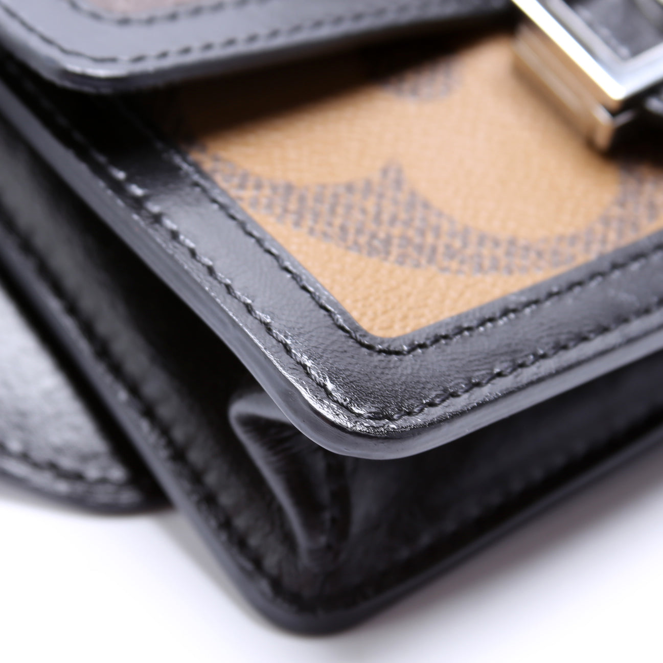 Louis Vuitton Dauphine Bumbag Giant Reverse Monogram