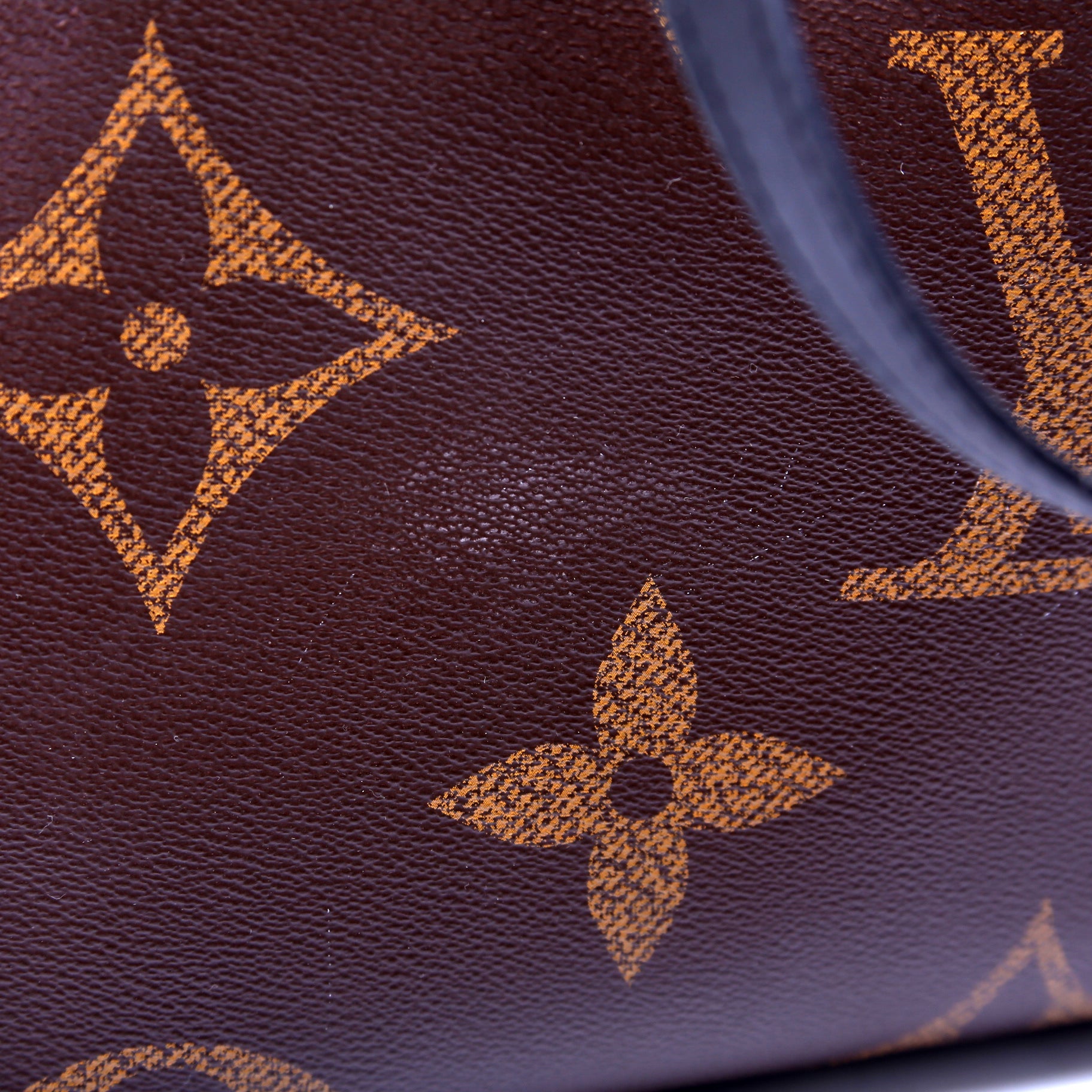 Louis Vuitton ONTHEGO MM Monogram Reverse