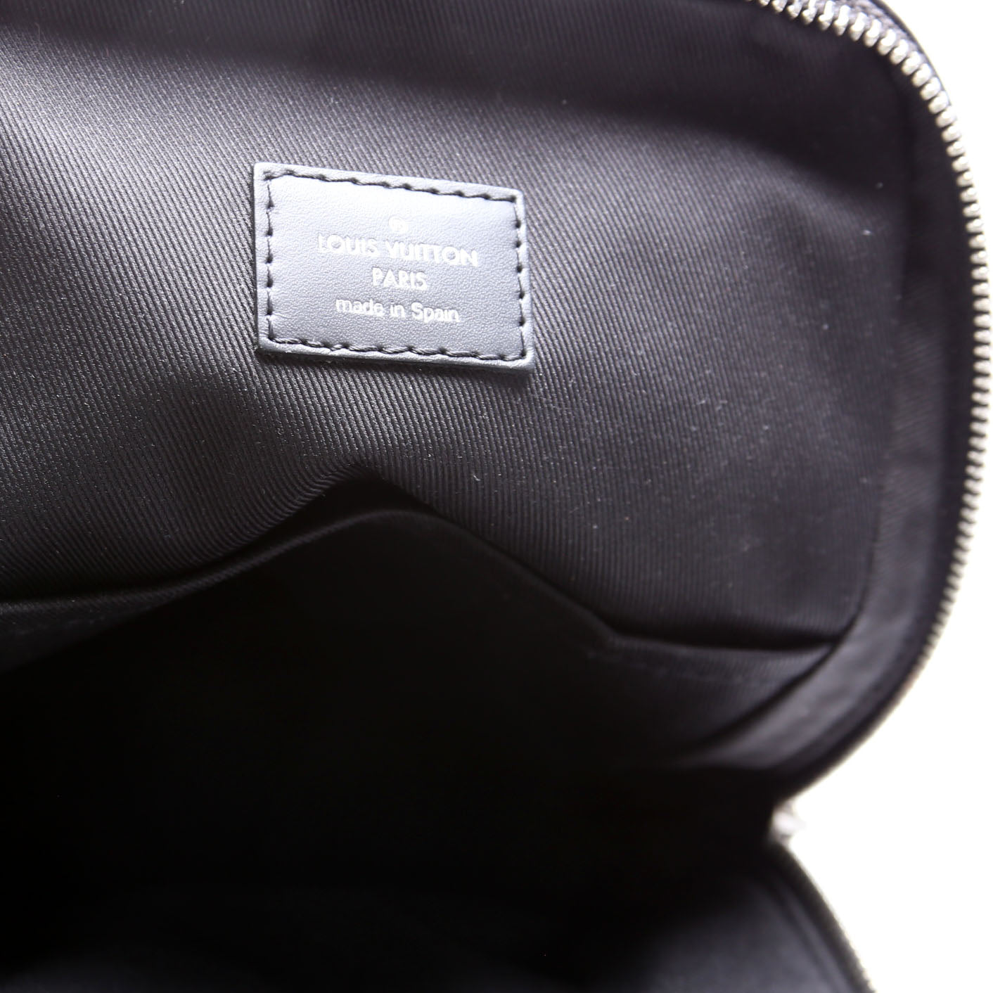 Louis Vuitton Avenue Sling Bag Graphite