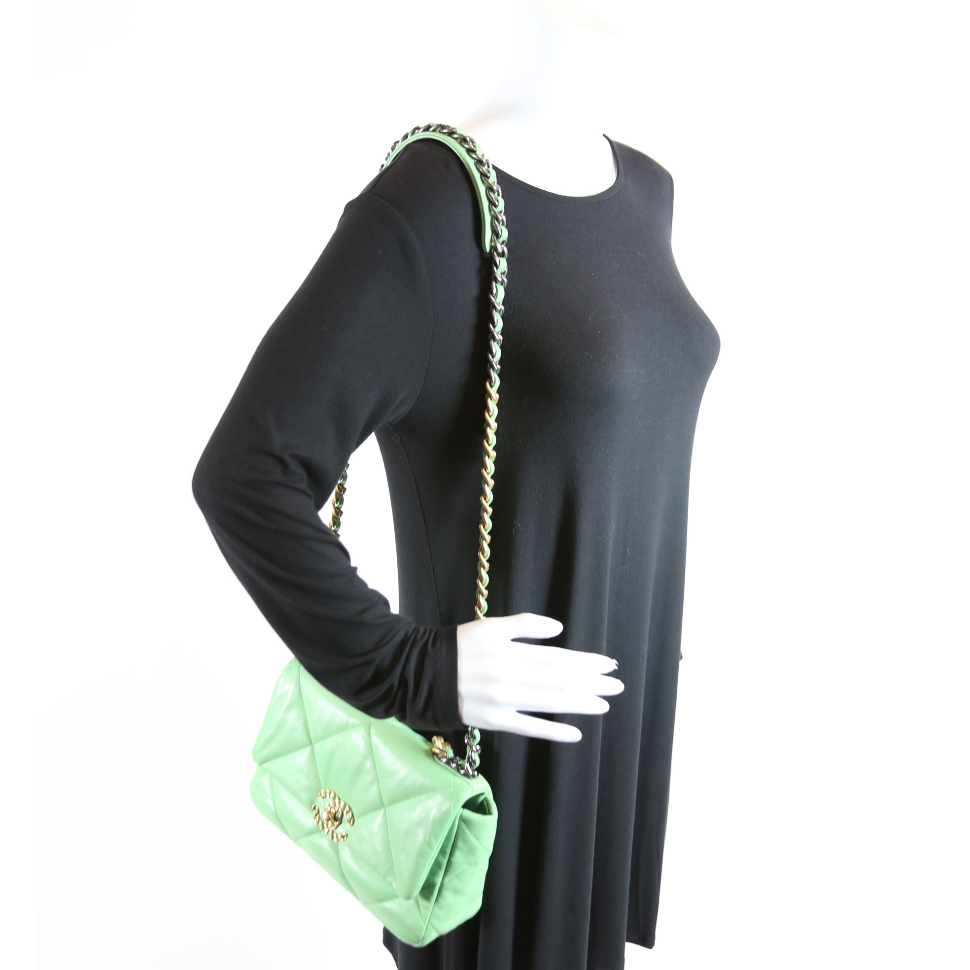 Chanel 19 Medium Flap Quilted Goatskin 30M Green